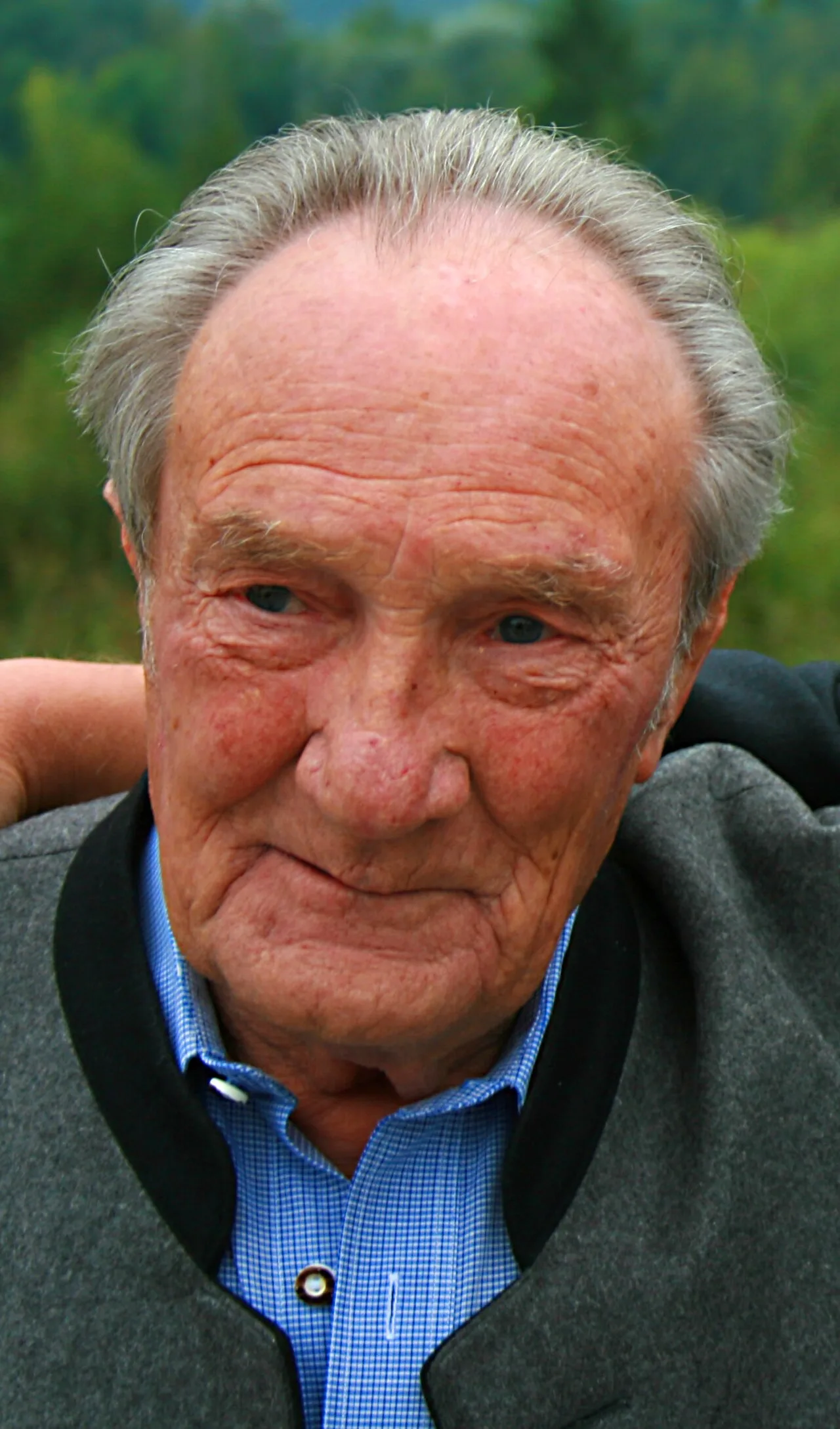 Porträt von Ernst Hoffmann (1928–2016) – Gedenkseite