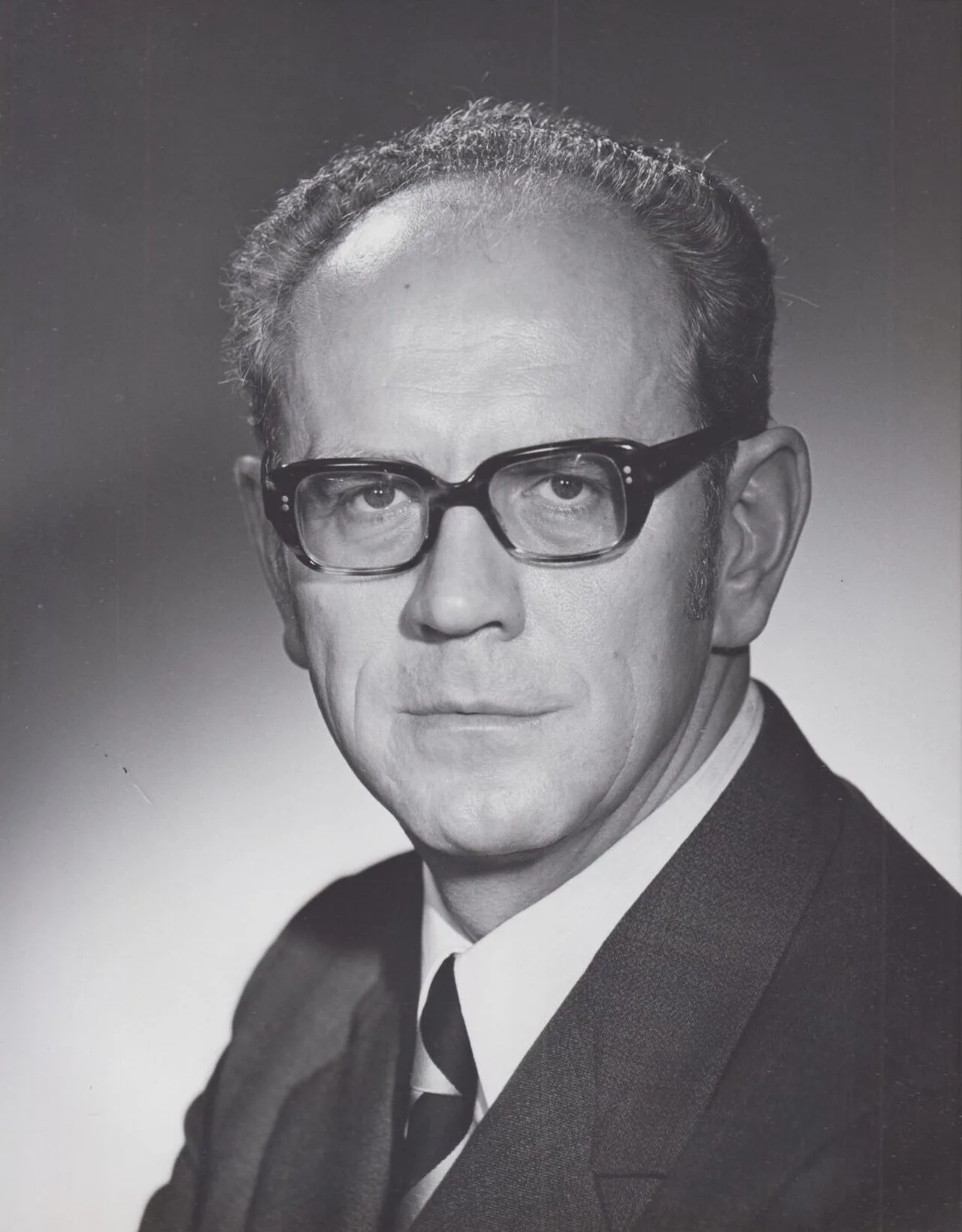 Porträt von Stanisław Trepczyński (1924–2002) – Gedenkseite