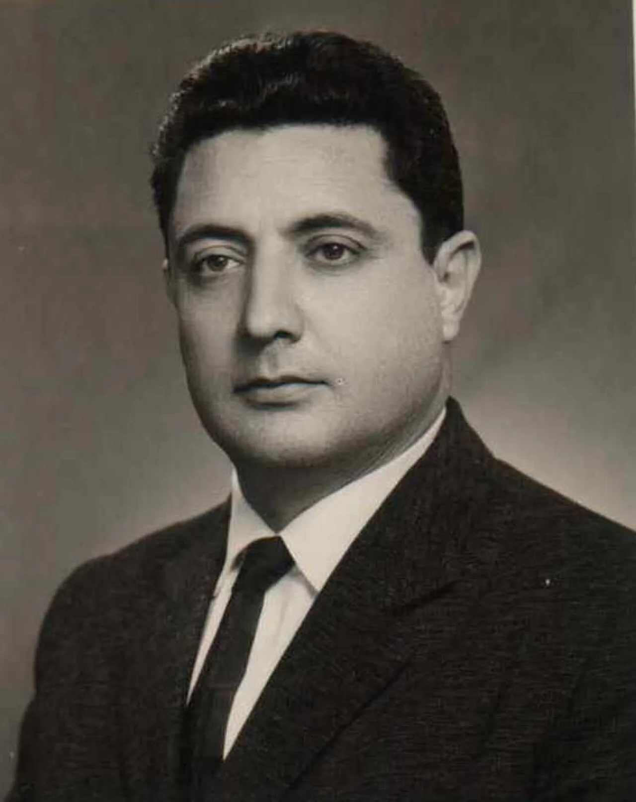 Porträt von Avraham Tiar (1924–2011) – Gedenkseite
