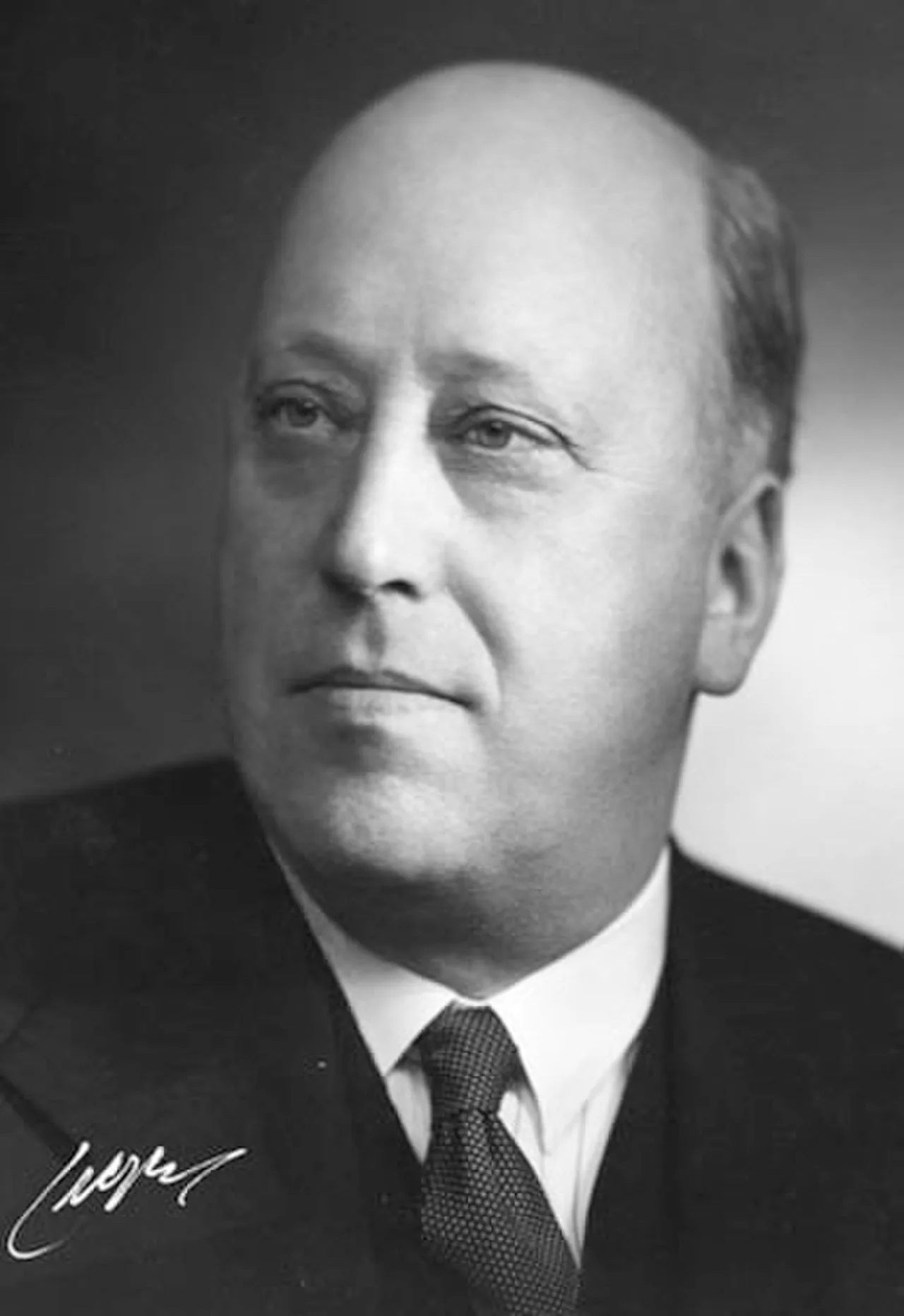 Portrait of Åke Gartz (1888–1974) – memorial page