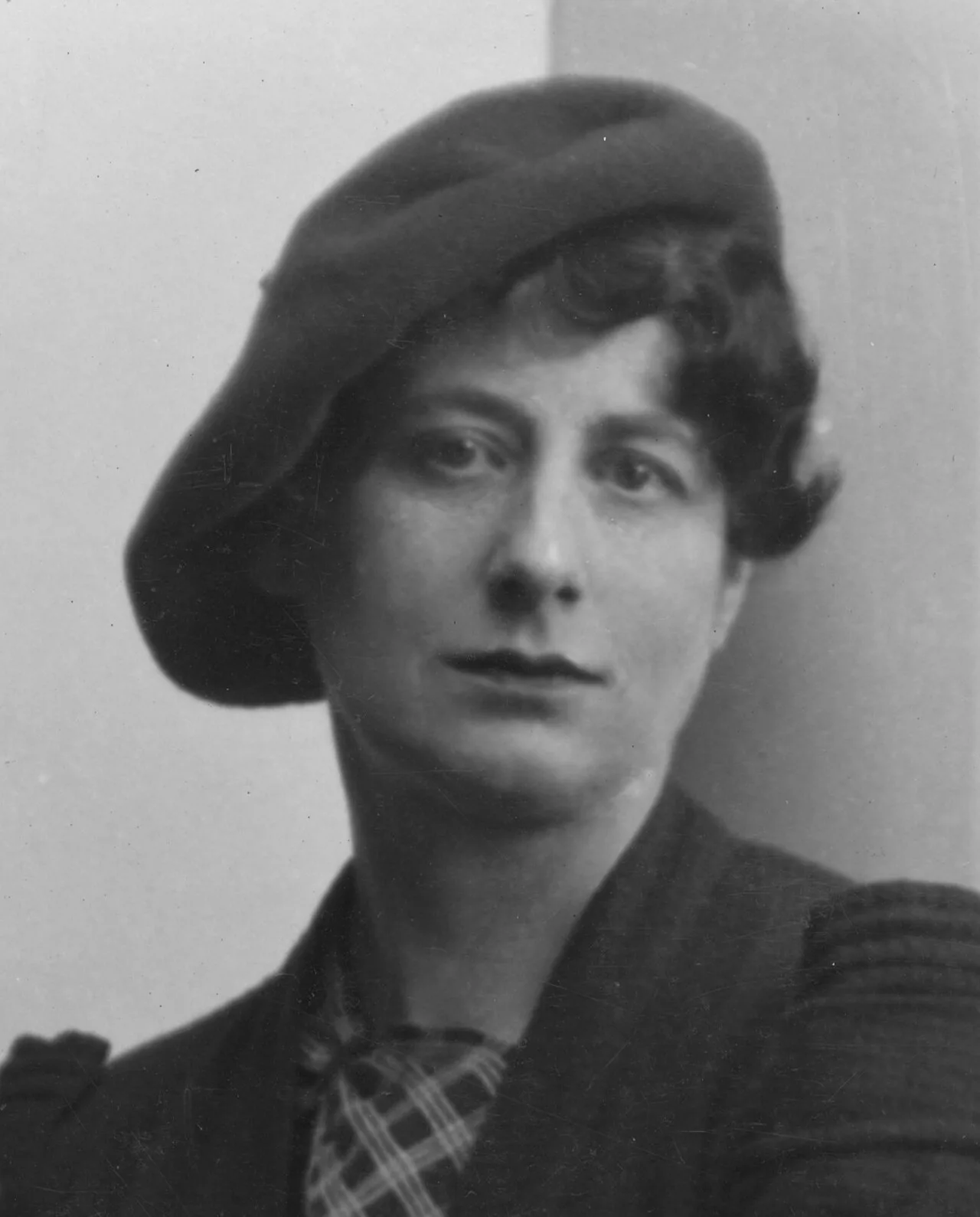 Portrait of Ngaio Marsh (1895–1982) – memorial page