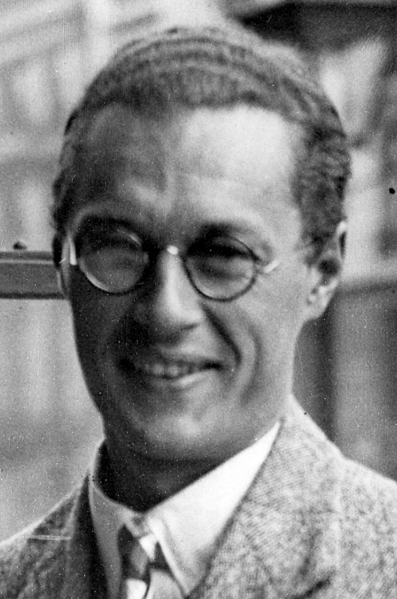 Portrait of Kazimierz Wierzyński (1894–1969) – memorial page