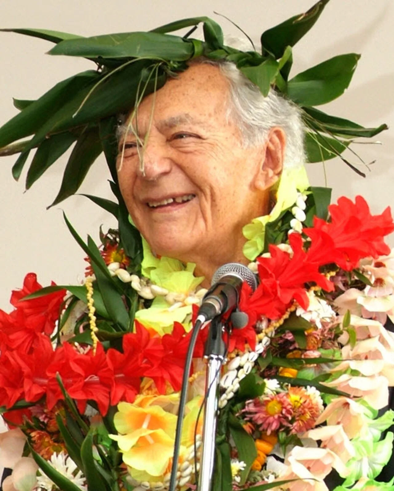 Porträt von Tom Davis (1917–2007) – Gedenkseite