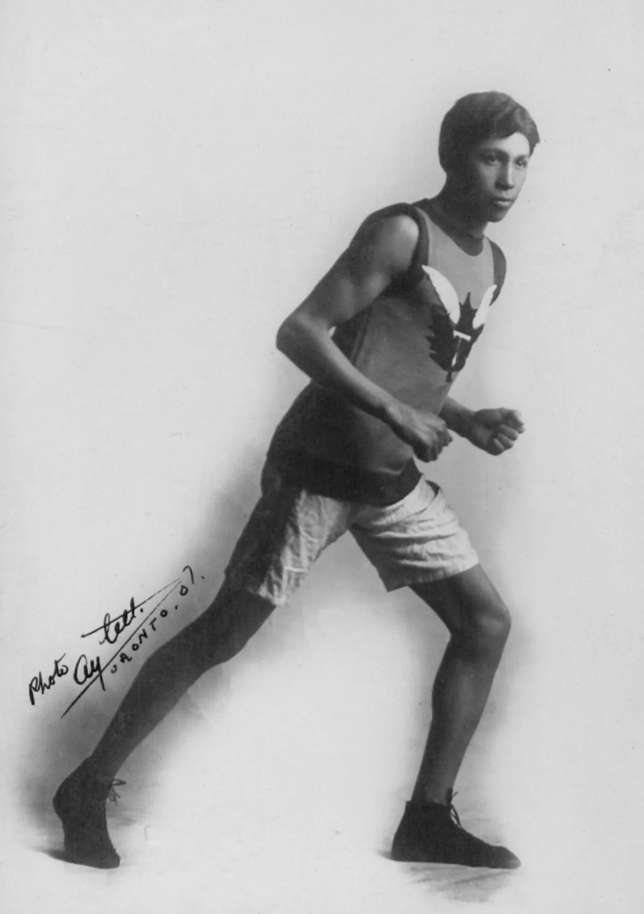Portrait of Tom Longboat (1887–1949) – memorial page
