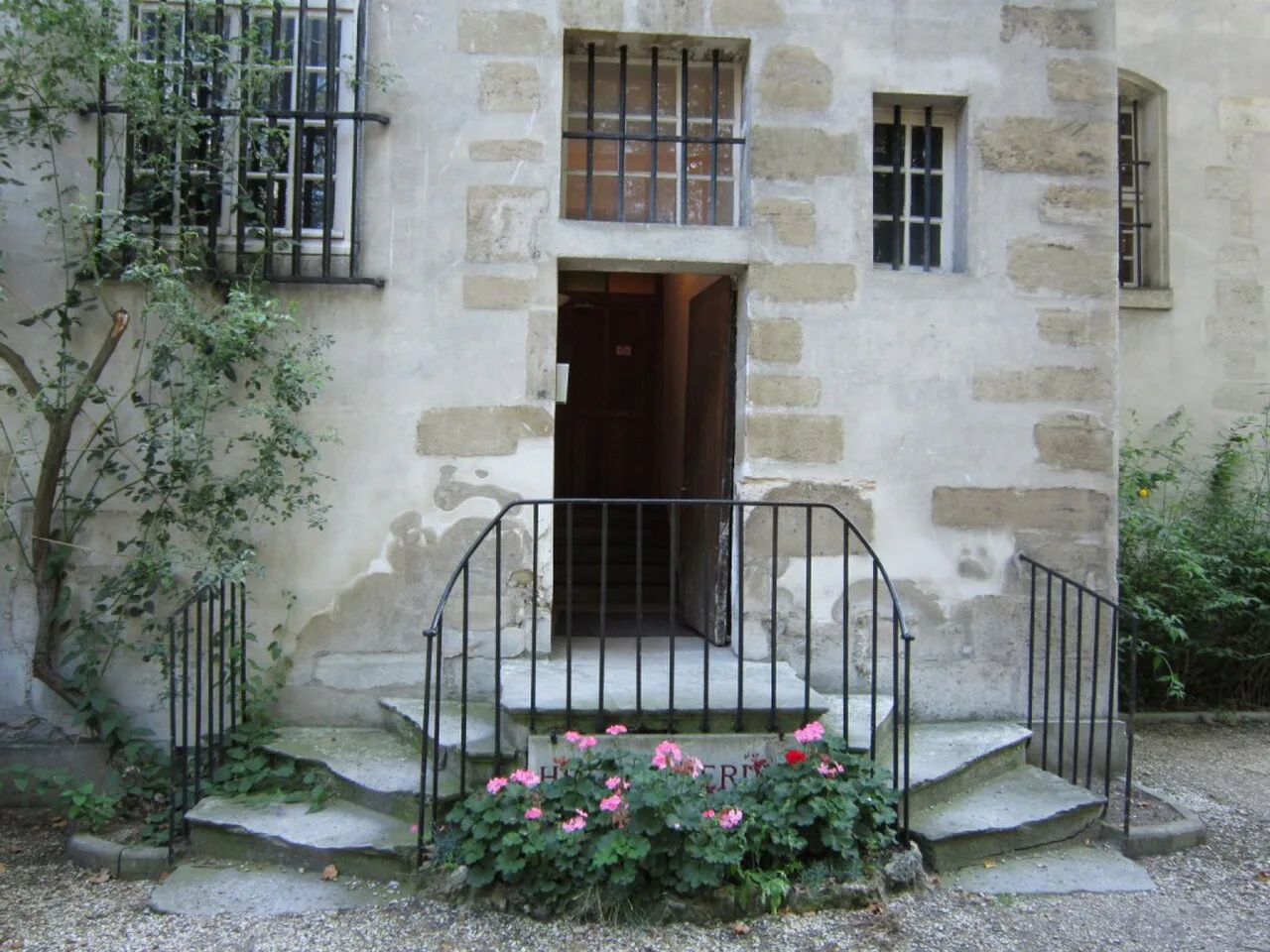 Porträt von Armand de Foucauld de Pontbriand (1751–1792) – Gedenkseite