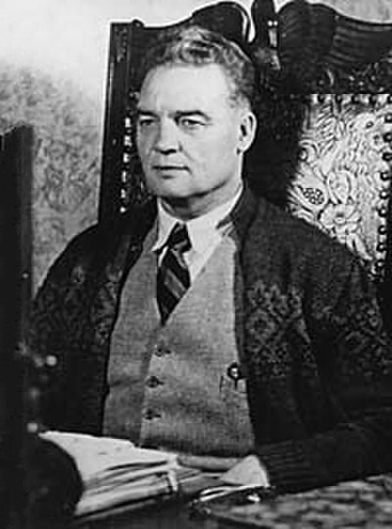 Porträt von Viktor Smeds (1885–1957) – Gedenkseite