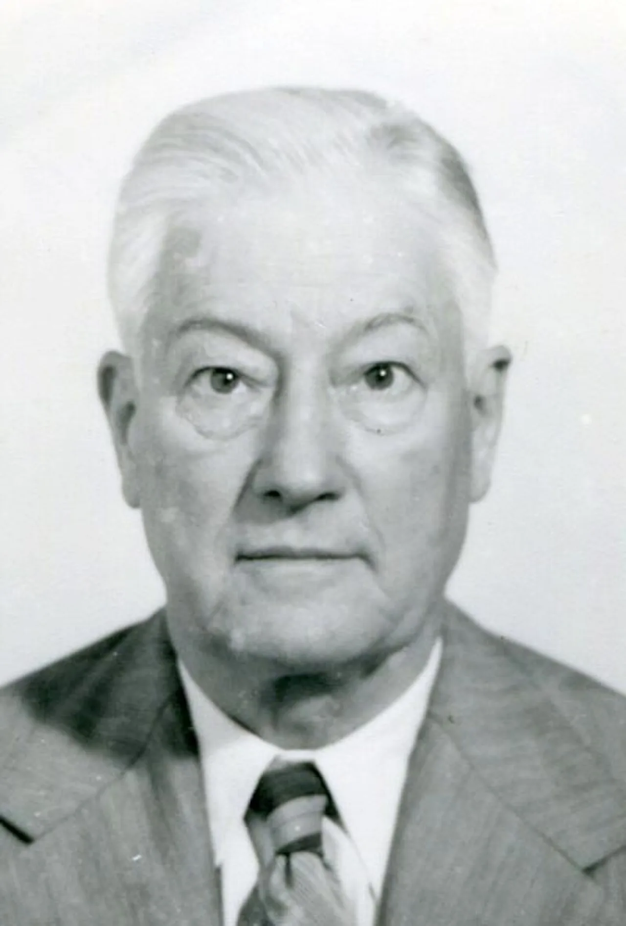 Porträt von Raymond Ferrando (1912–1997) – Gedenkseite