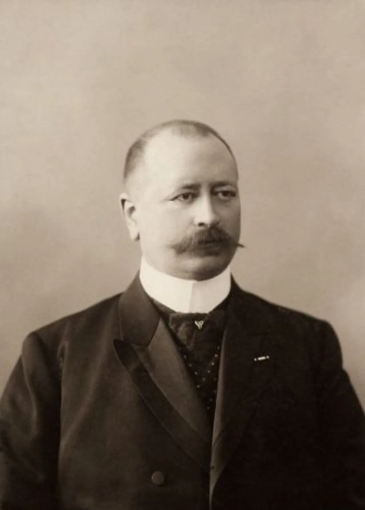 Portrait of Jan Loeff (1858–1921) – memorial page