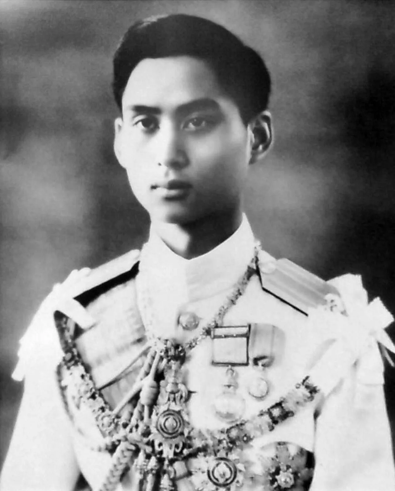 Portrait of Ananda Mahidol (1925–1946) – memorial page