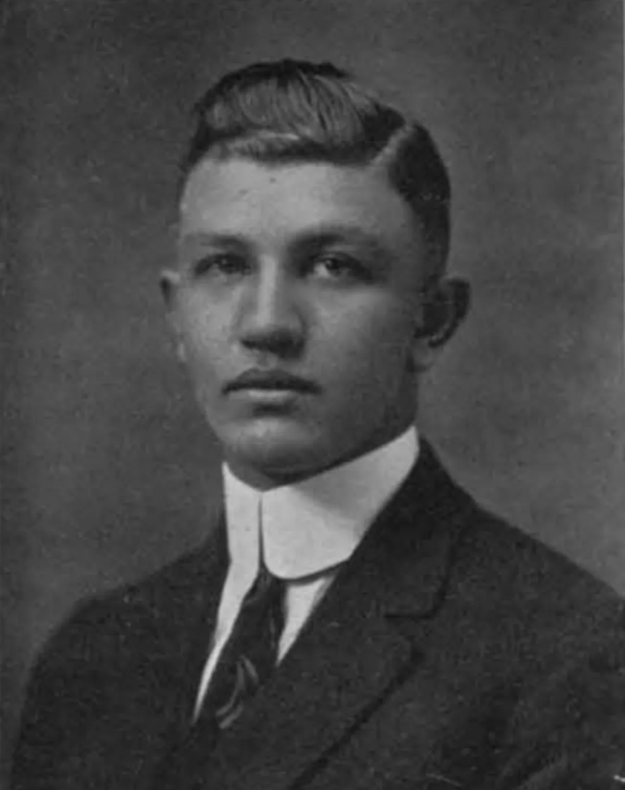 Portrait of Ted Arnold (1894–1965) – memorial page