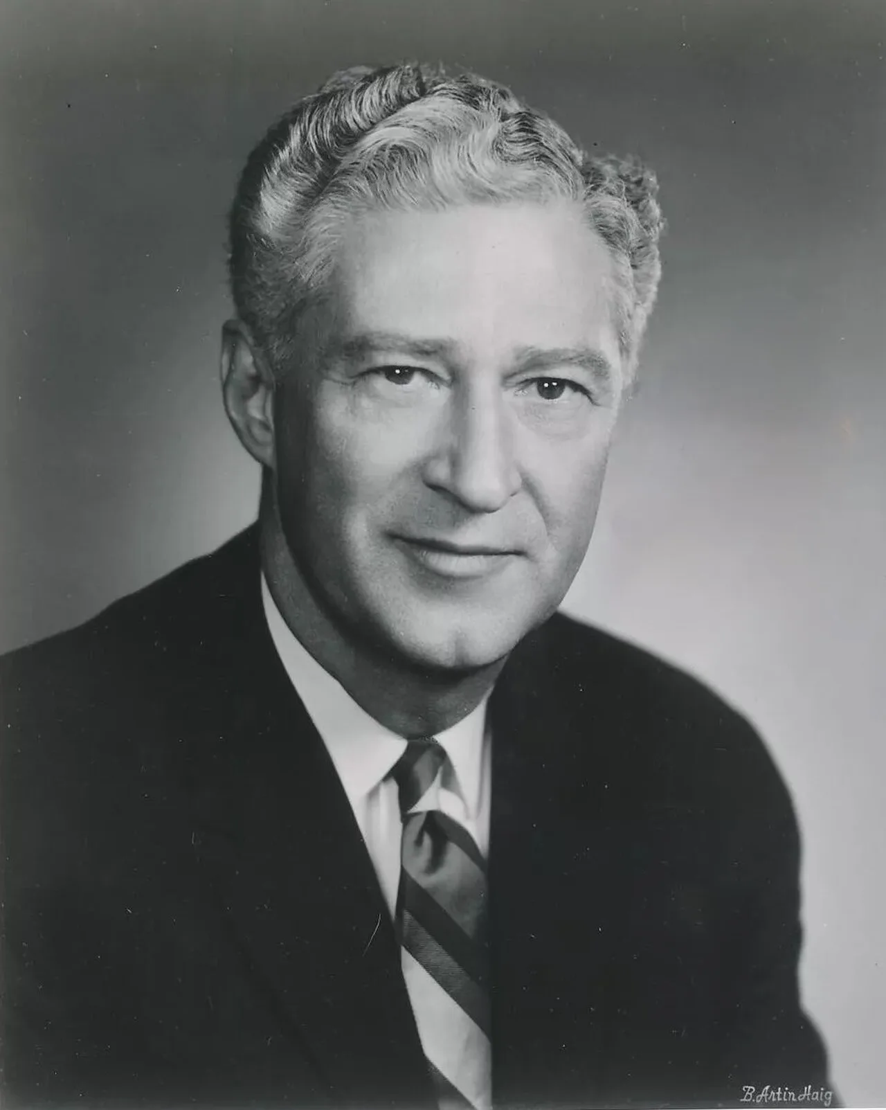 Portrait of Warren P. Knowles (1908–1993) – memorial page
