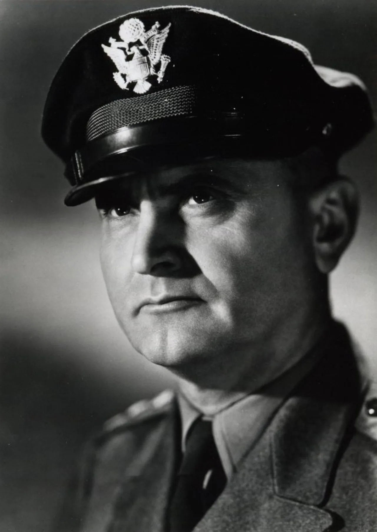 Porträt von Ira C. Eaker (1896–1987) – Gedenkseite