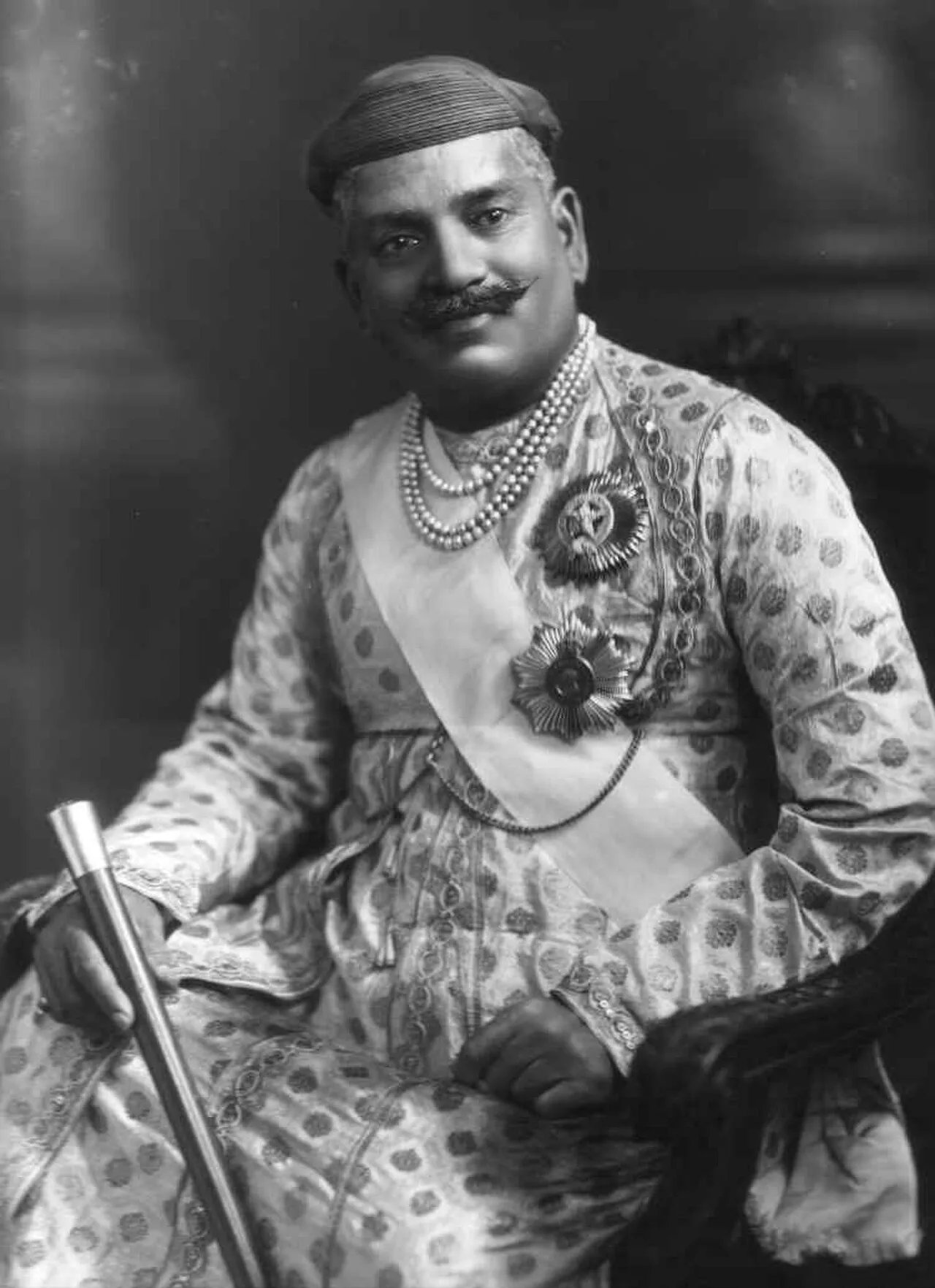 Porträt von Sayaji Gaikwar (1863–1939) – Gedenkseite
