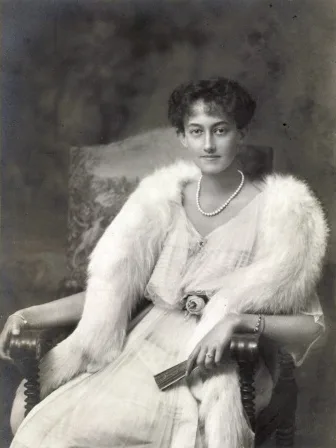 Porträt von Antonia von Luxemburg (1899–1954) – Gedenkseite
