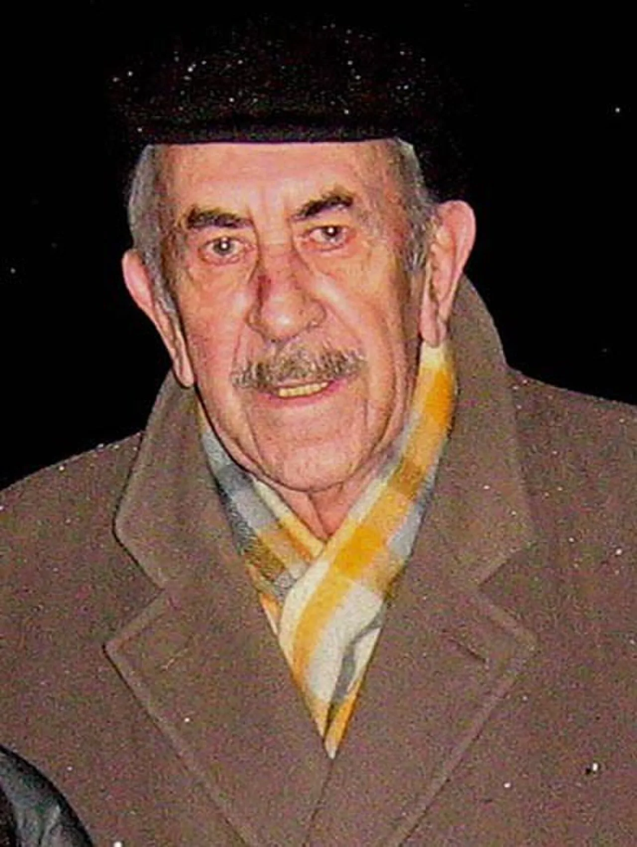 Portrait of Jan Kobuszewski (1934–2019) – memorial page