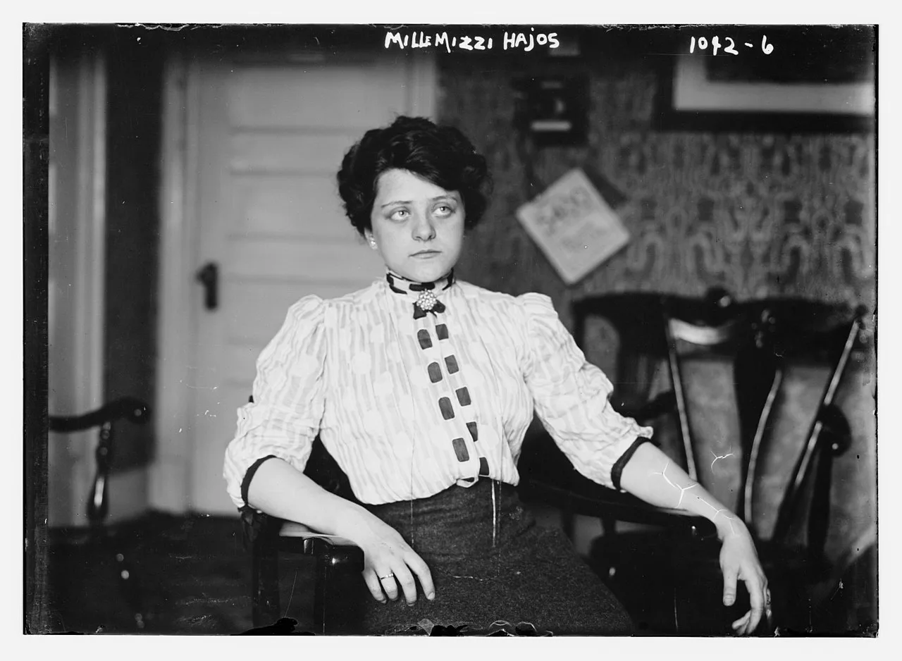 Porträt von Mitzi Hajos (1889–1970) – Gedenkseite
