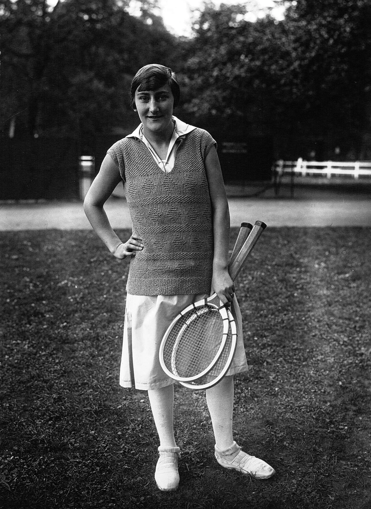 Portrait of Simonne Mathieu (1908–1980) – memorial page