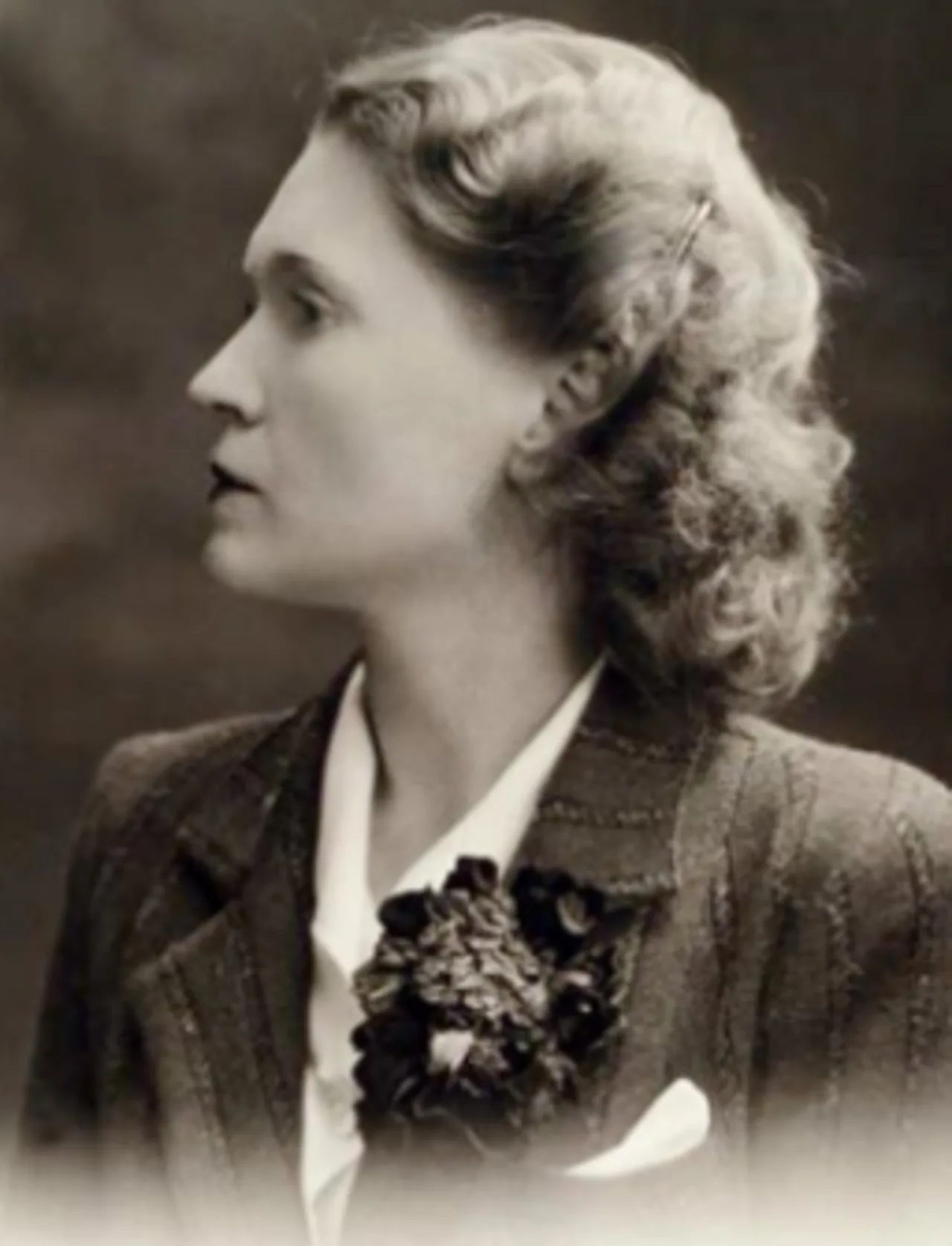 Portrait of Thérèse Tréfouël (1892–1978) – memorial page