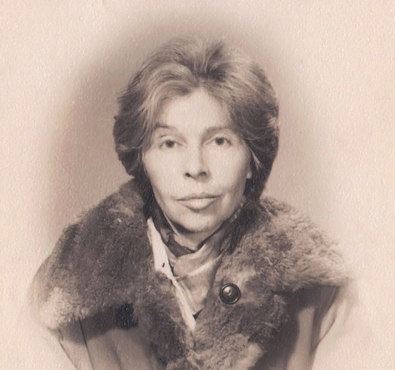 Porträt von Claudine Herrmann (1926–2019) – Gedenkseite
