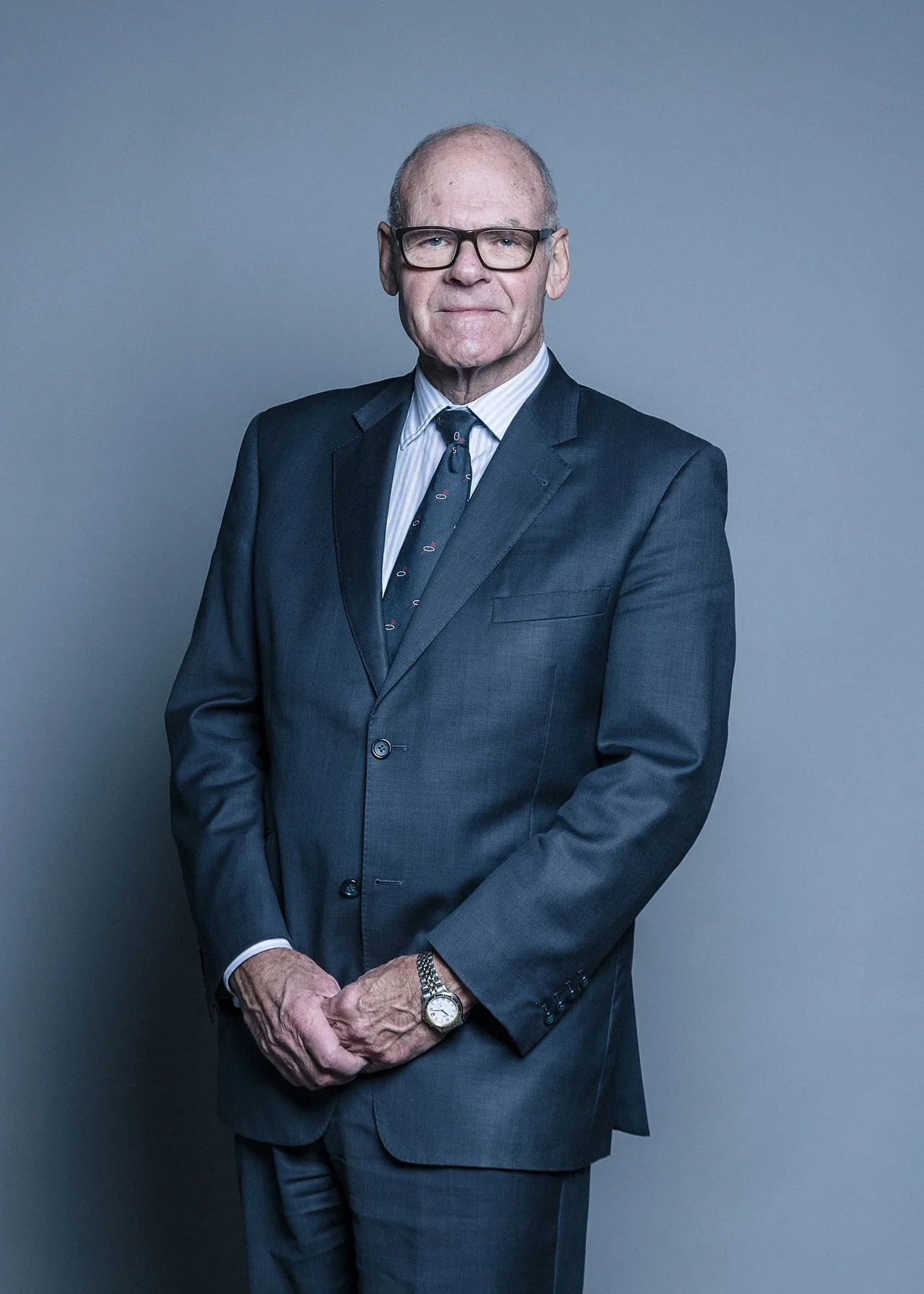 Porträt von Anthony Hamilton-Smith, 3. Baron Colwyn (1942–2024) – Gedenkseite