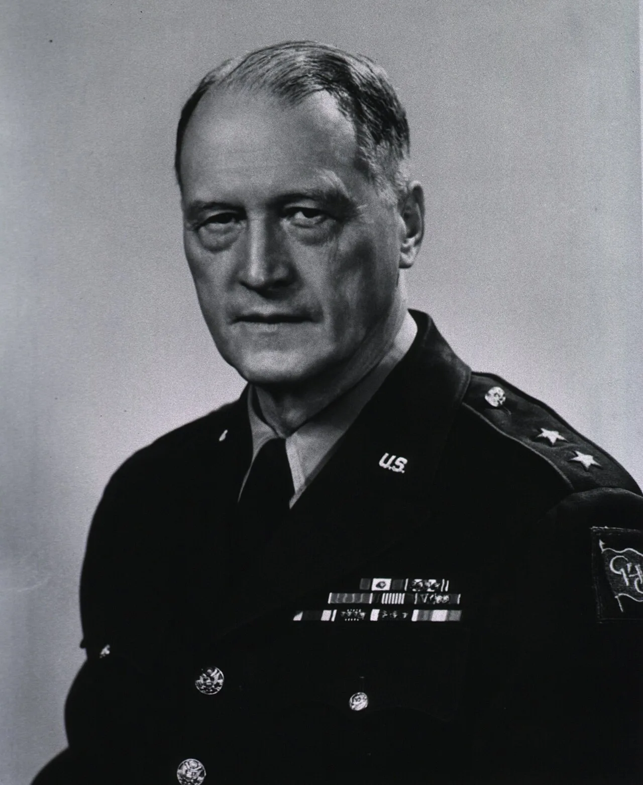Portrait of Edgar Erskine Hume (1889–1952) – memorial page