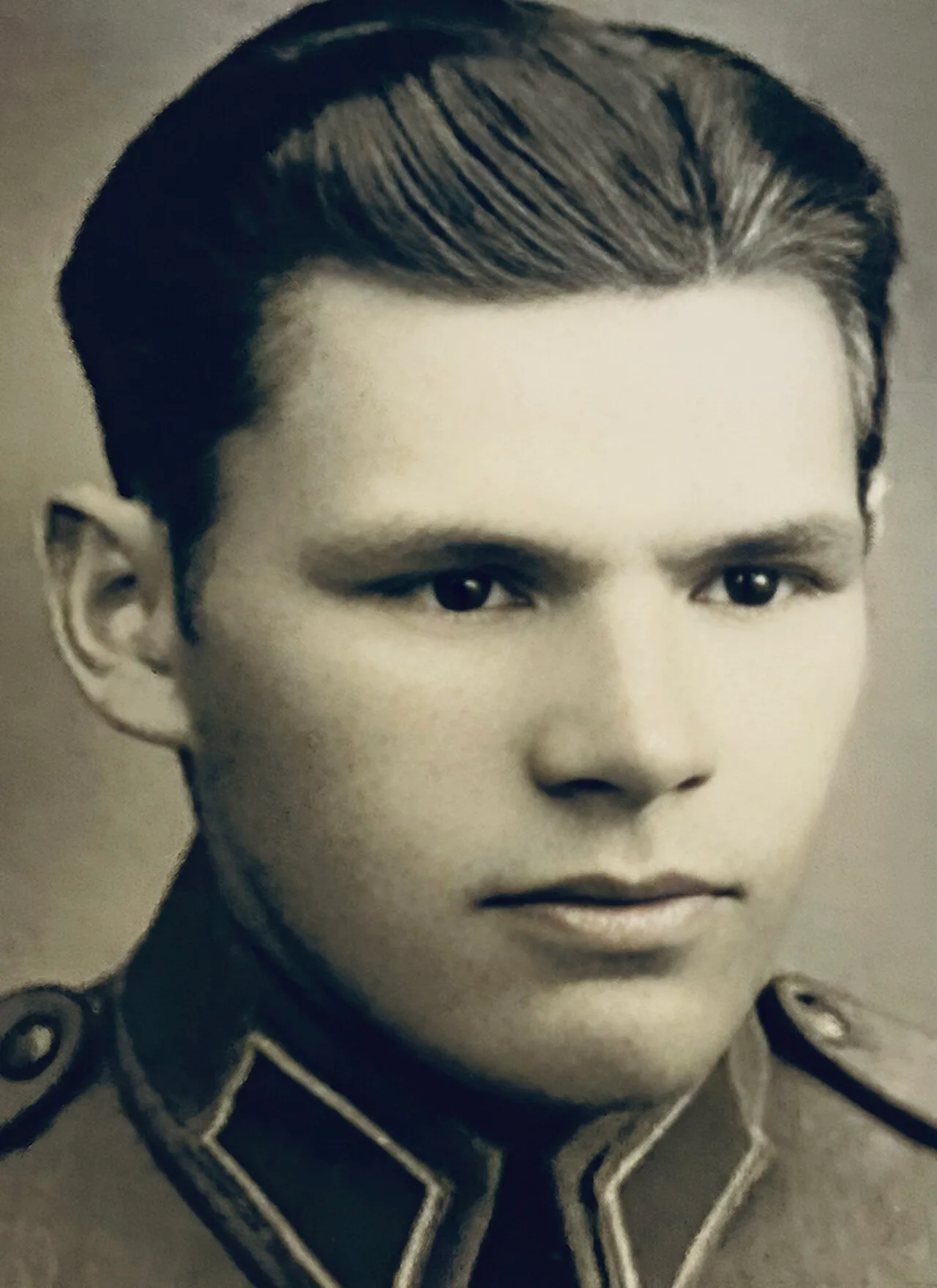 Porträt von Hassan Abdrahim (1914–1940) – Gedenkseite