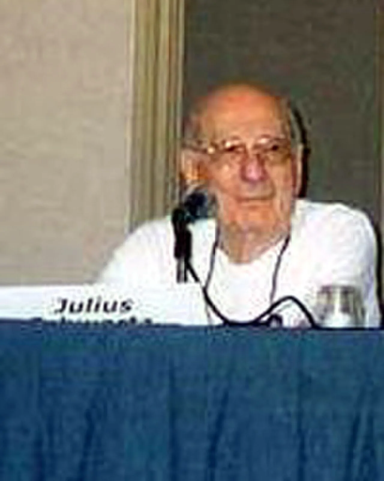 Portrait of Julius Schwartz (1915–2004) – memorial page