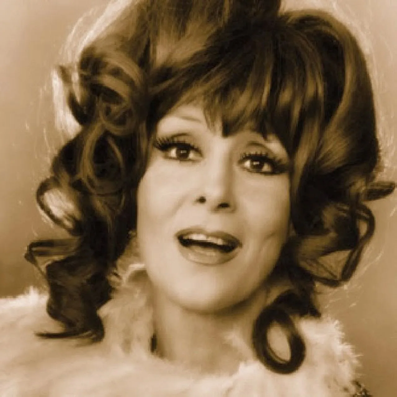 Portrait of Diana Maggi (1925–2022) – memorial page