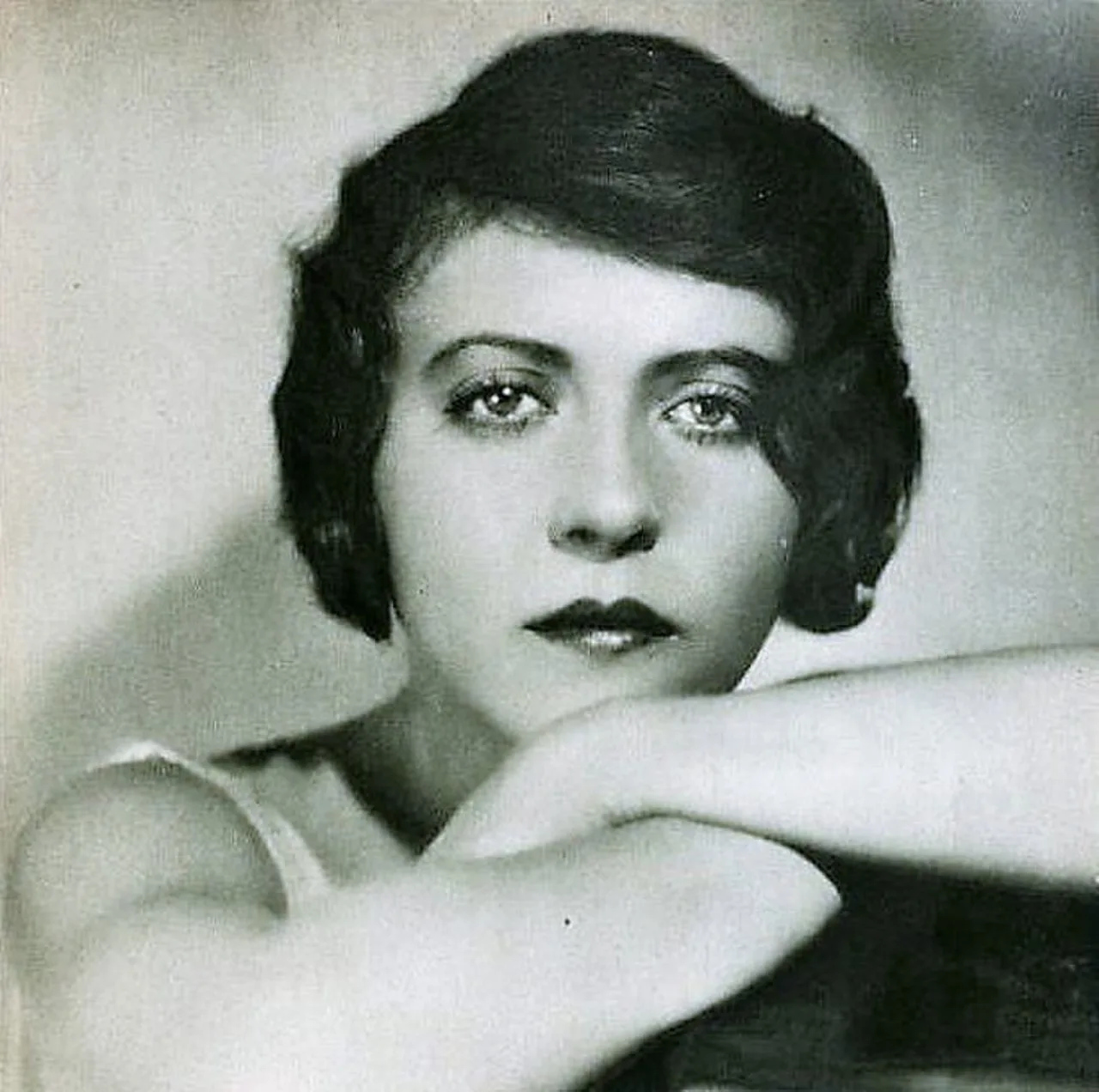 Porträt von Ruth Chatterton (1892–1961) – Gedenkseite