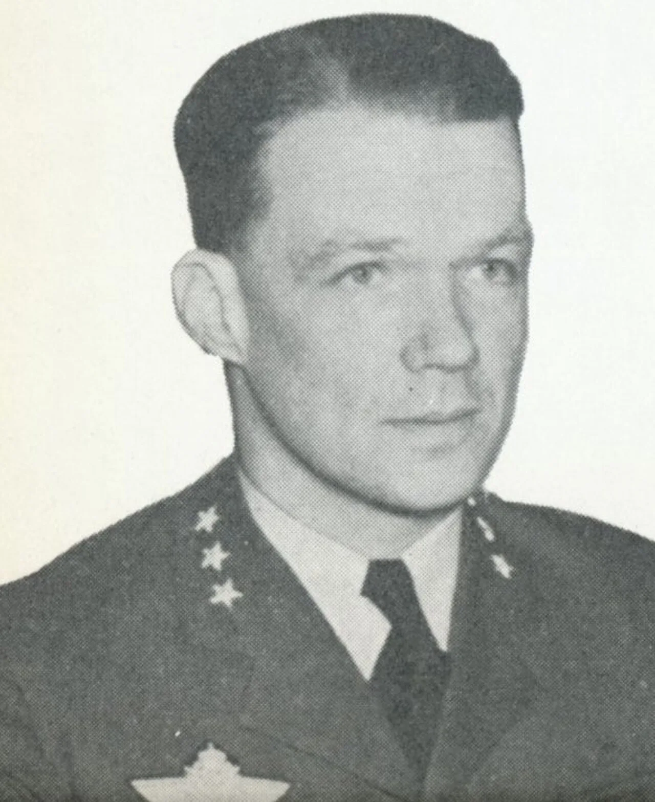 Portrait of Odd Bull (1907–1991) – memorial page