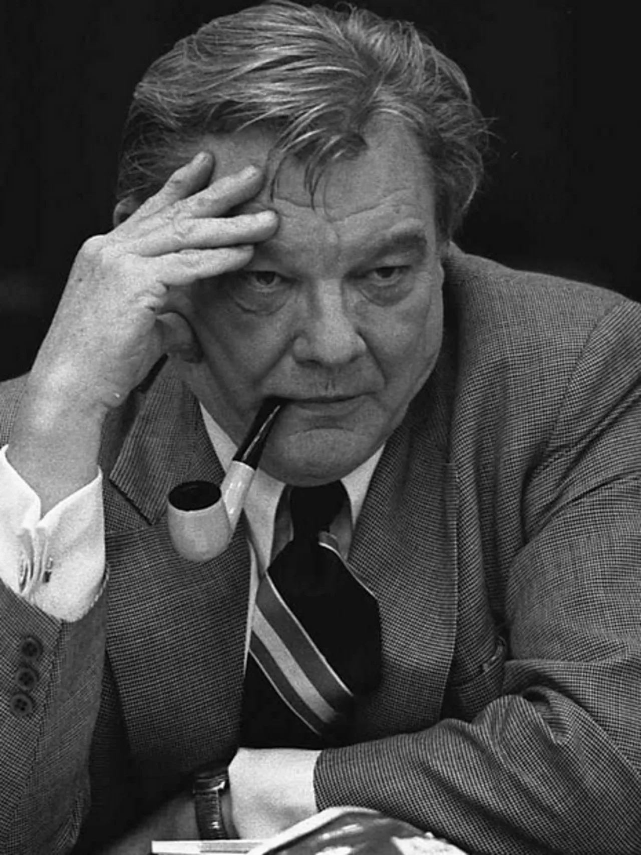 Porträt von Robert T. Hartmann (1917–2008) – Gedenkseite