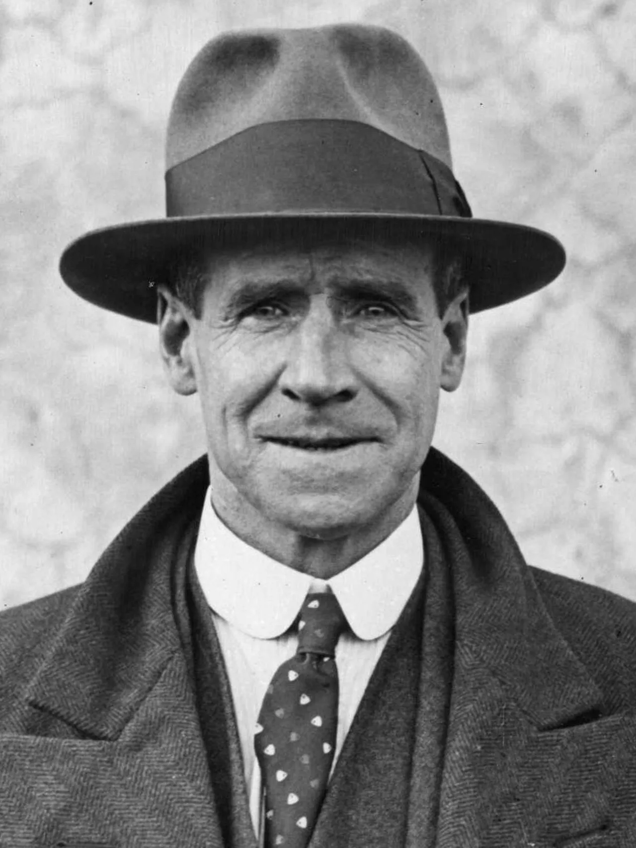 Portrait of Billy Wallace (1878–1972) – memorial page
