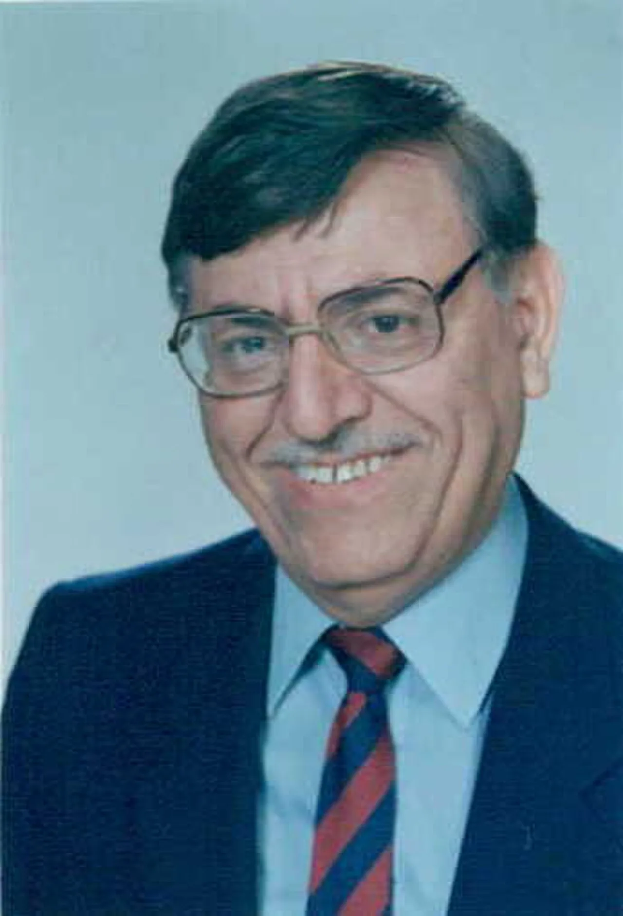 Awner-Chai Schaki