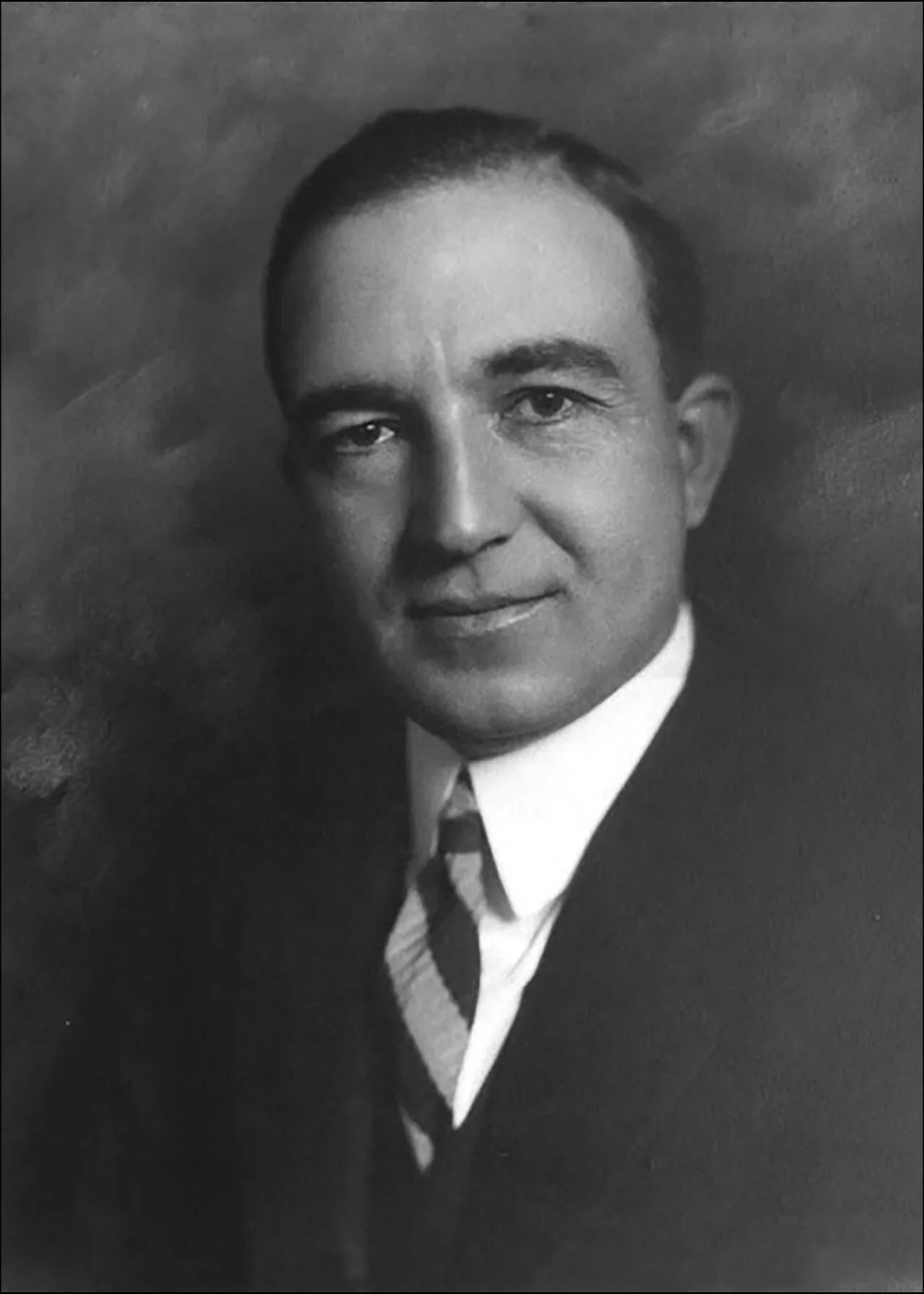 Porträt von Charles E. Loizeaux (1889–1947) – Gedenkseite