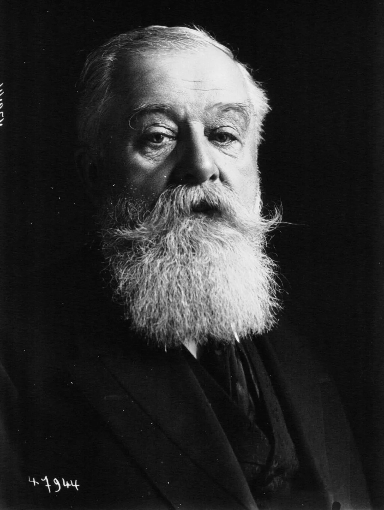 Porträt von Christian de Villebois-Mareuil (1852–1924) – Gedenkseite