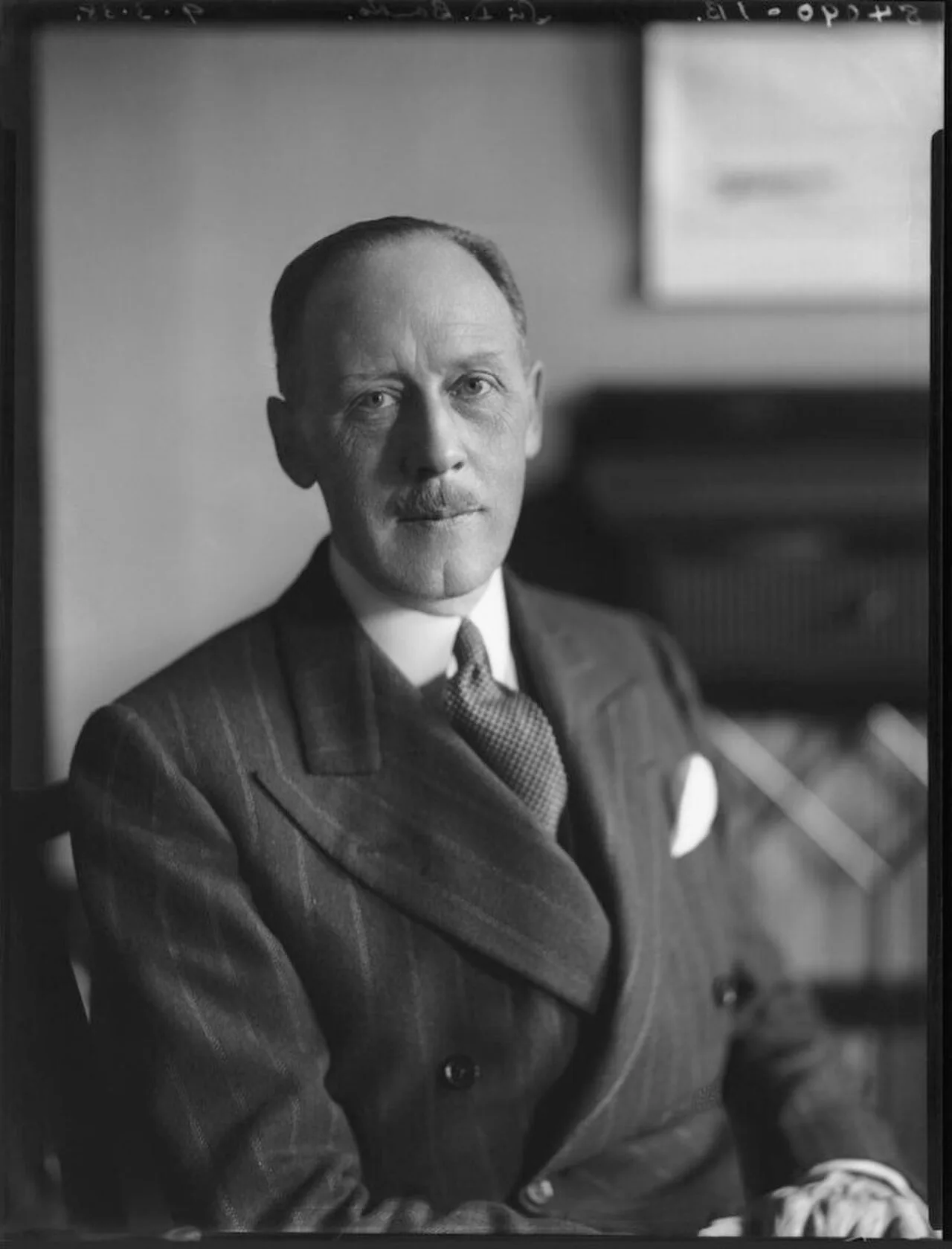 Porträt von Donald Banks (1891–1975) – Gedenkseite