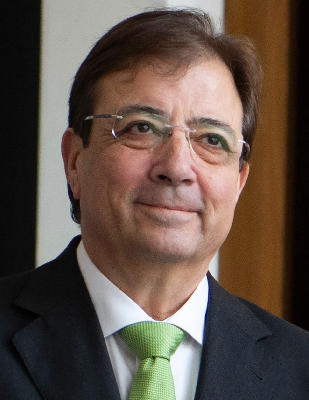Porträt von Guillermo Fernández Vara (1958–2025) – Gedenkseite