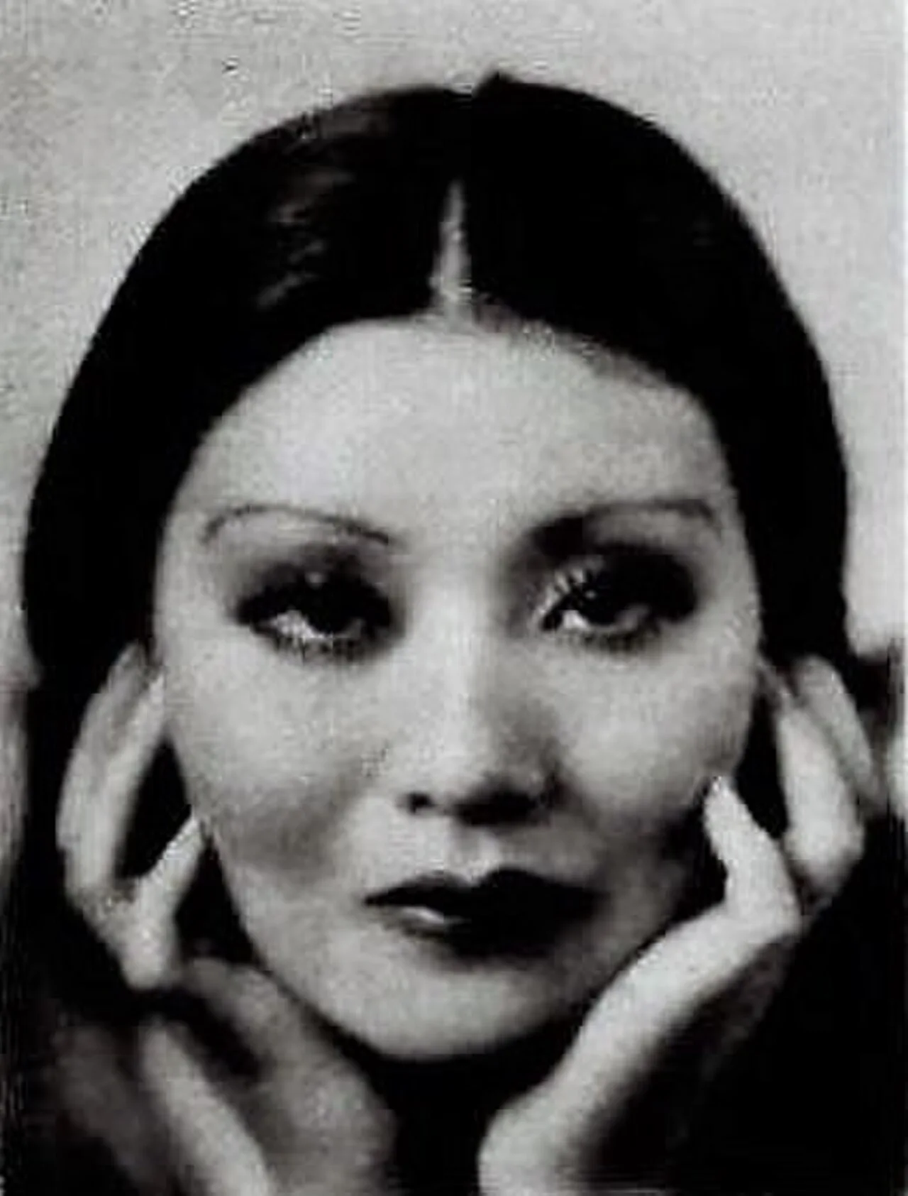 Porträt von Toshia Mori (1912–1995) – Gedenkseite