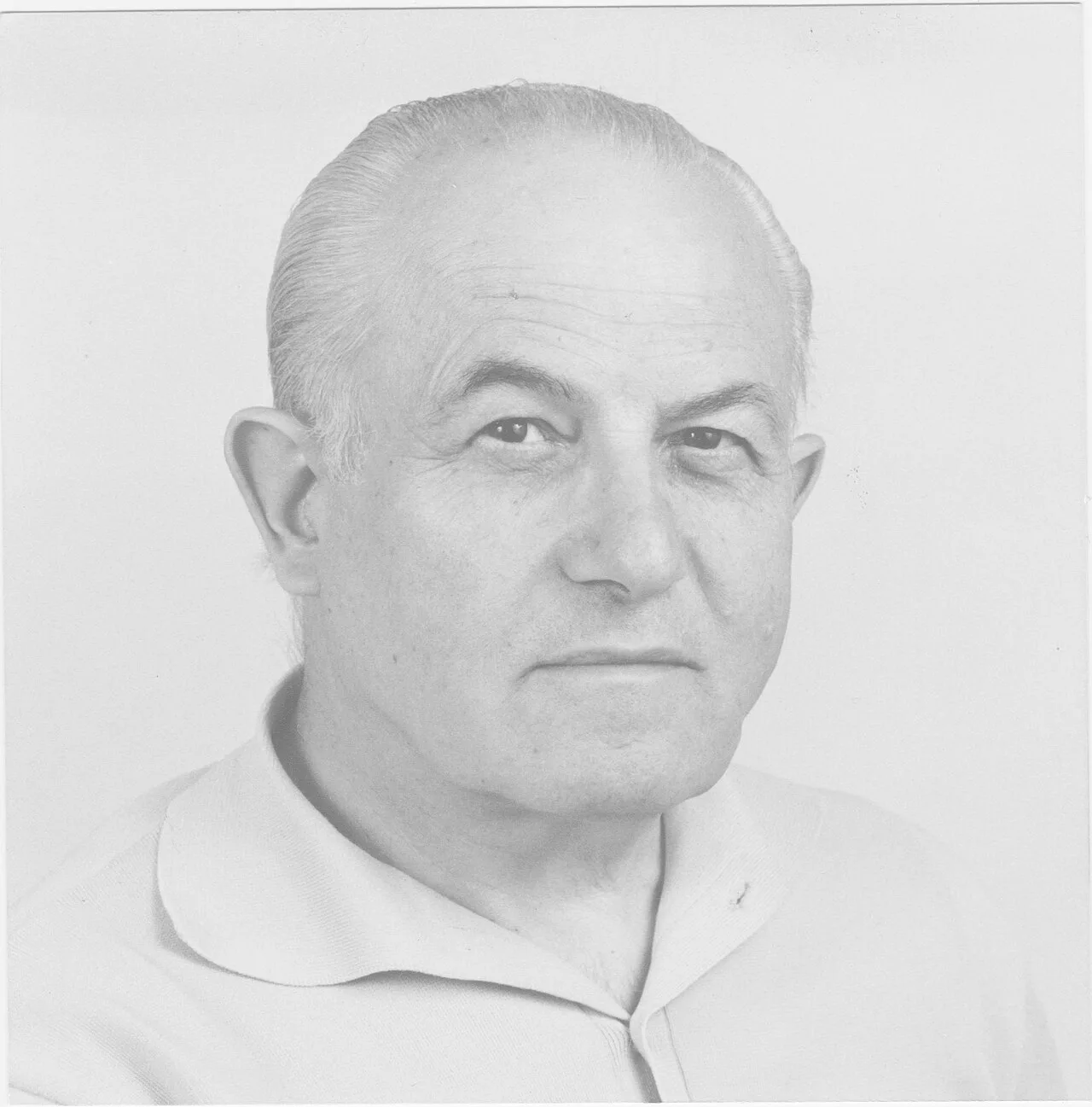 Portrait of Joan de Cantalausa (1925–2006) – memorial page
