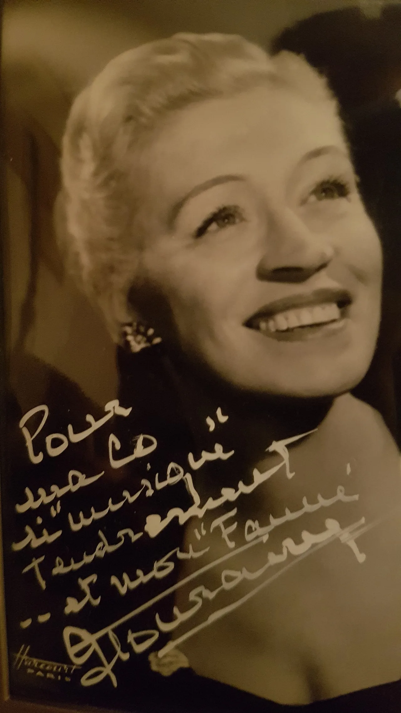 Porträt von Geneviève Touraine (1903–1982) – Gedenkseite