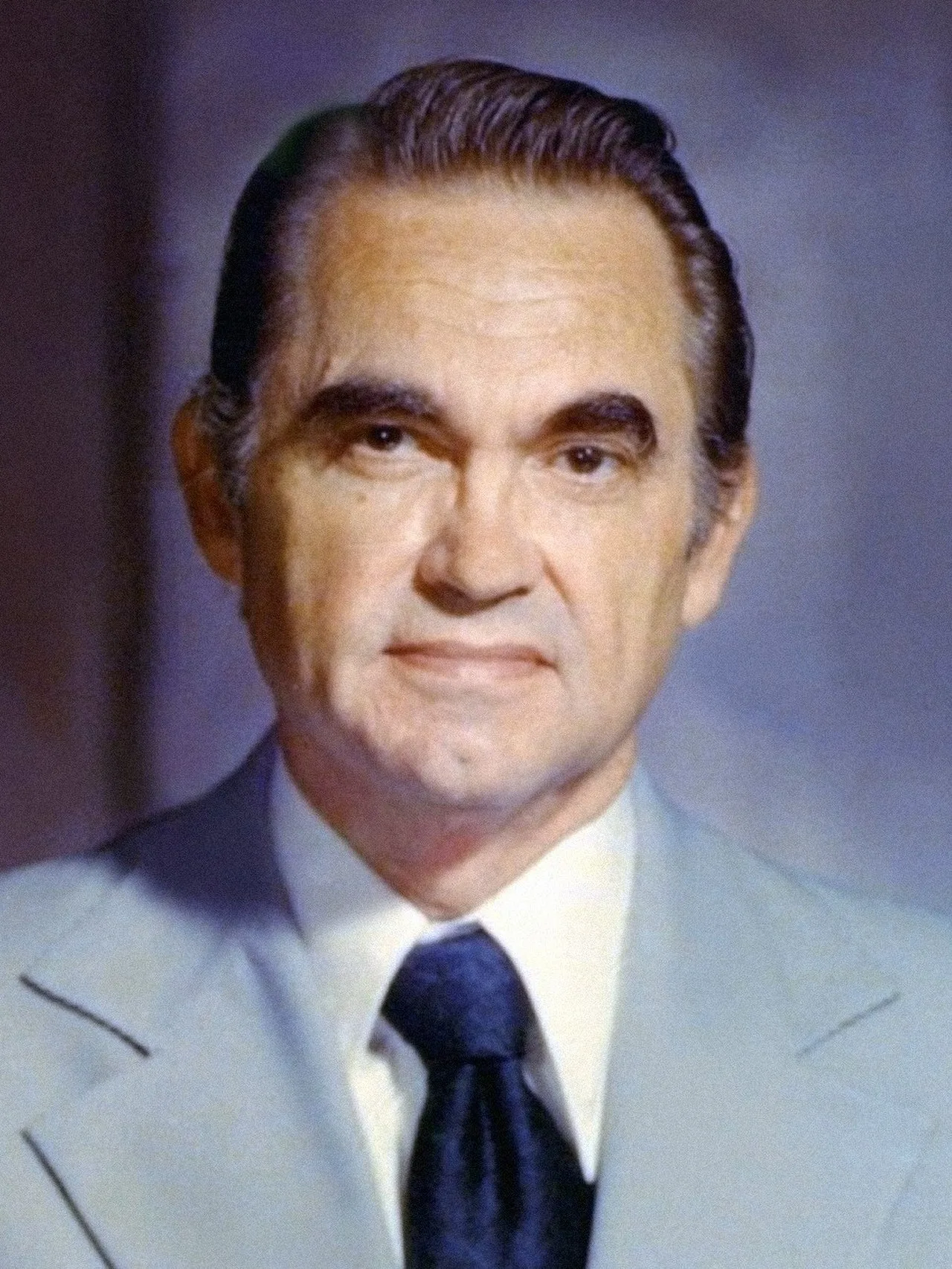 Portrait of George Wallace (1919–1998) – memorial page