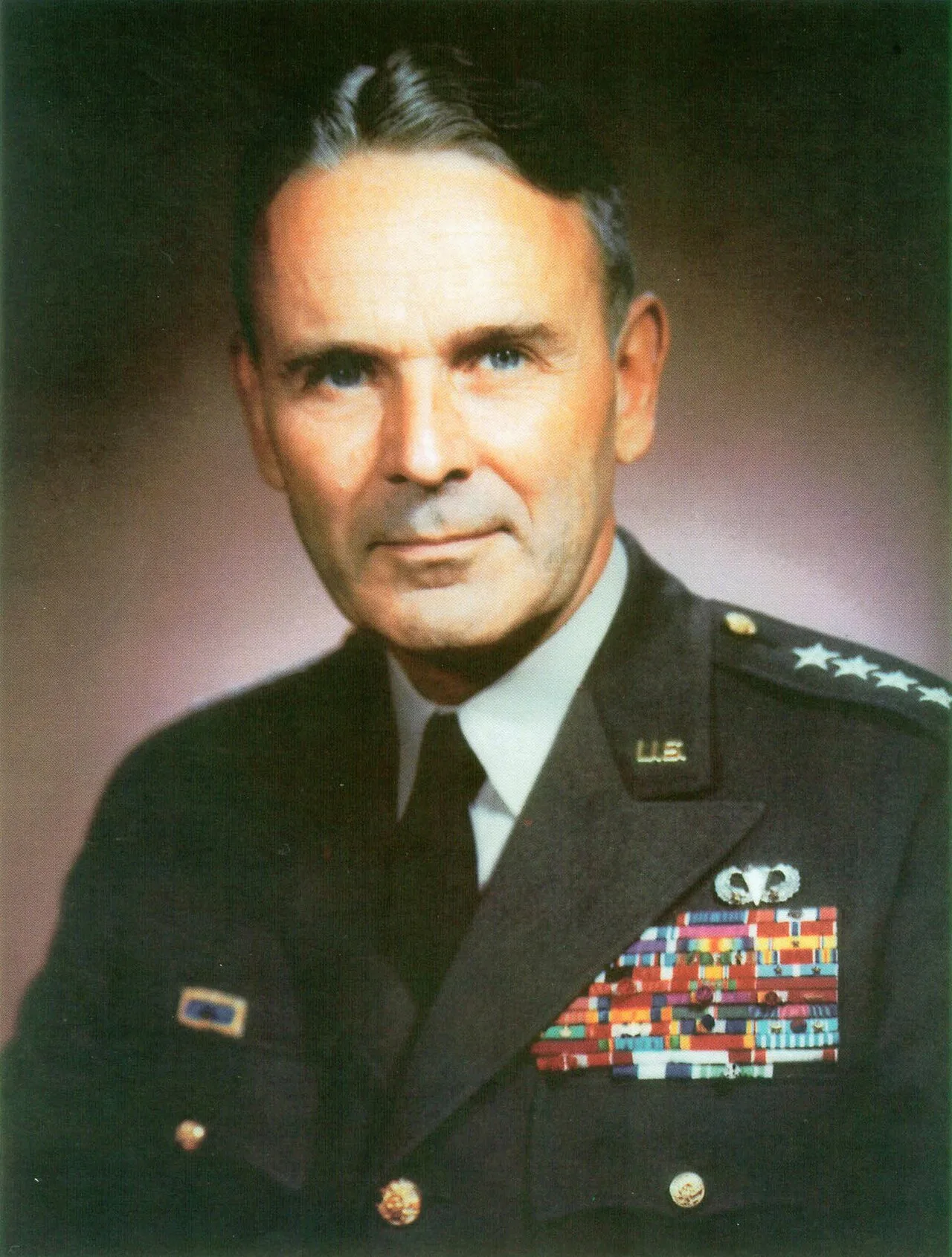 Portrait of Maxwell D. Taylor (1901–1987) – memorial page