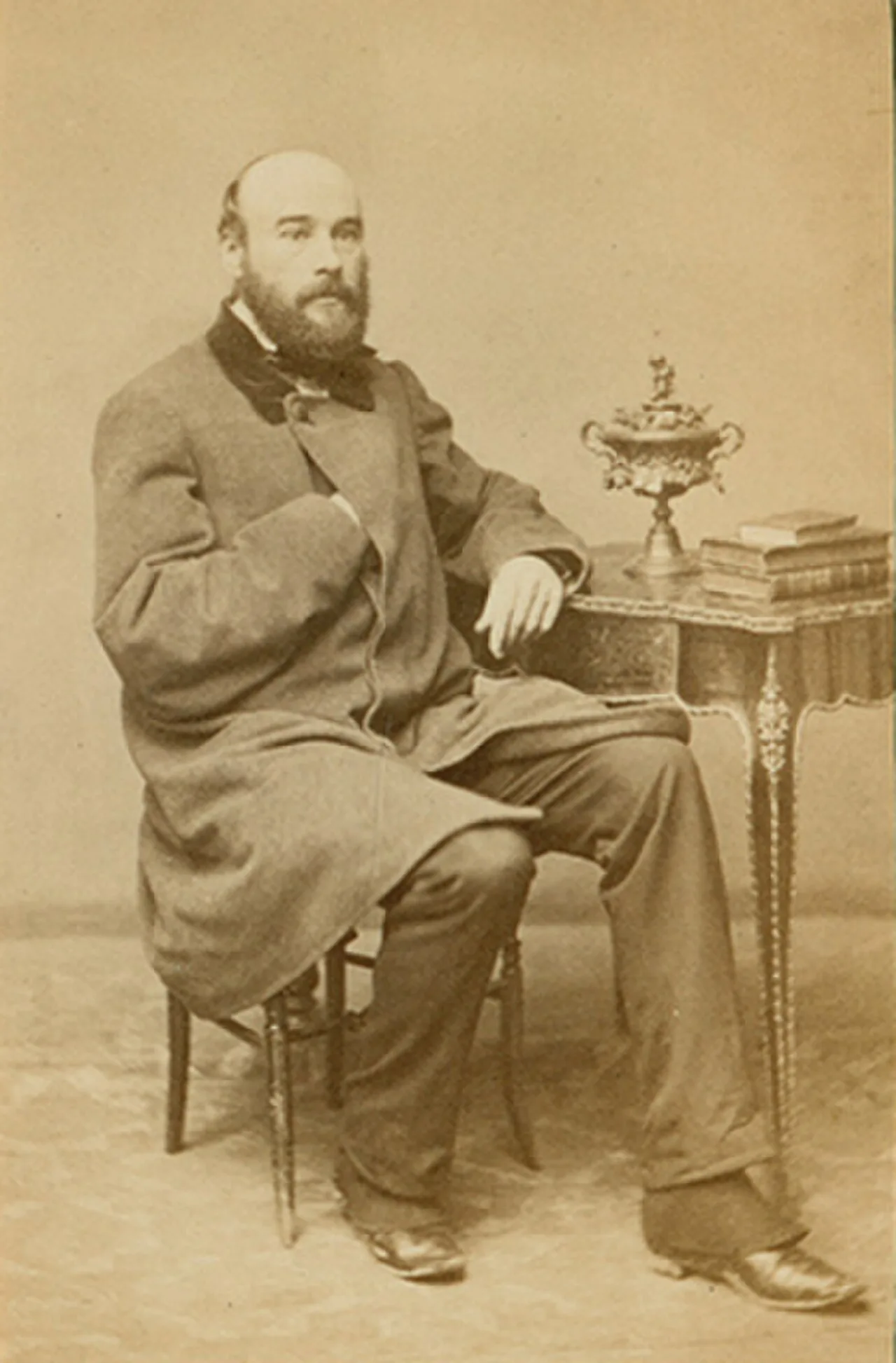 Porträt von Eugène Bellier de La Chavignerie (1819–1888) – Gedenkseite