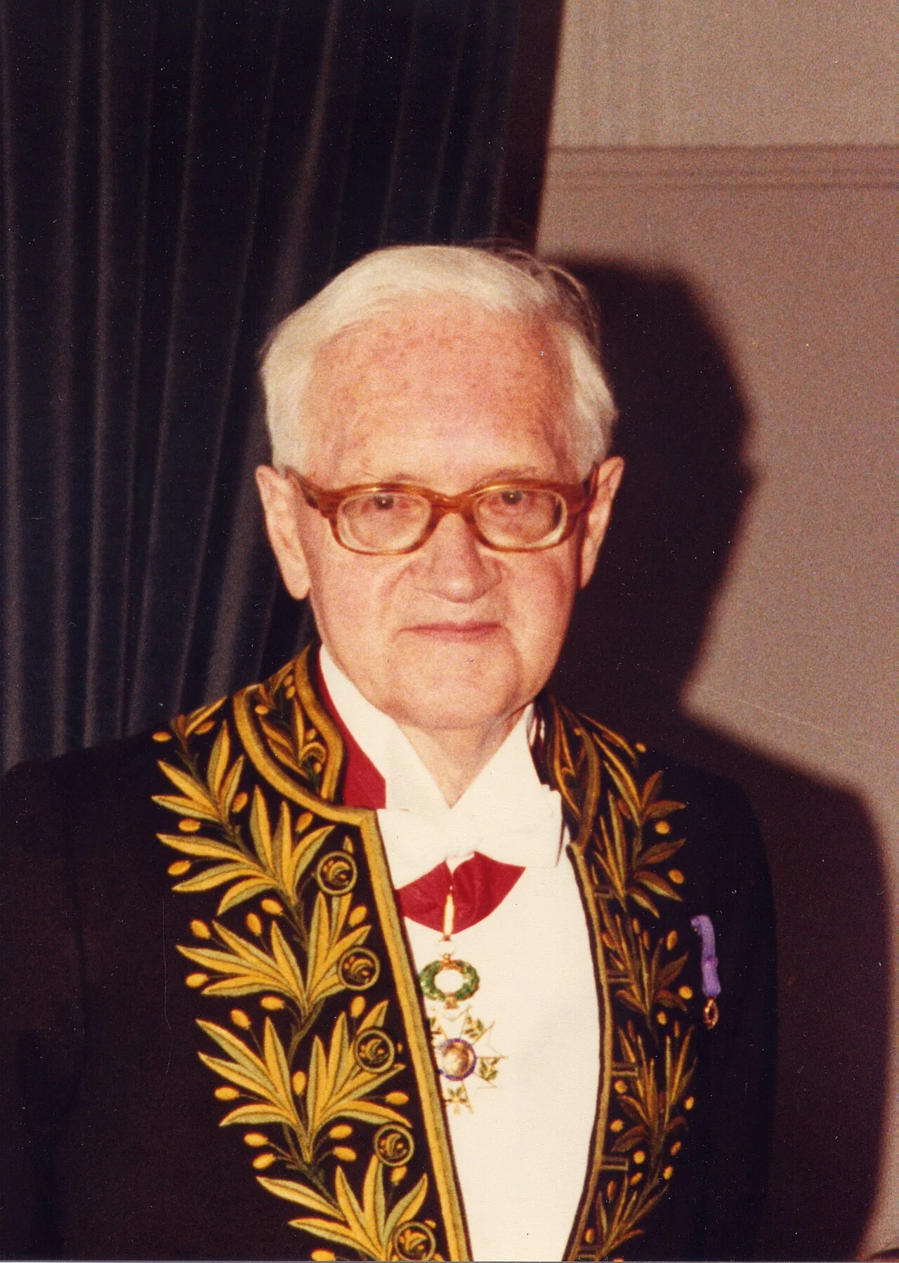 Portrait of Jean Marchal (1905–1995) – memorial page