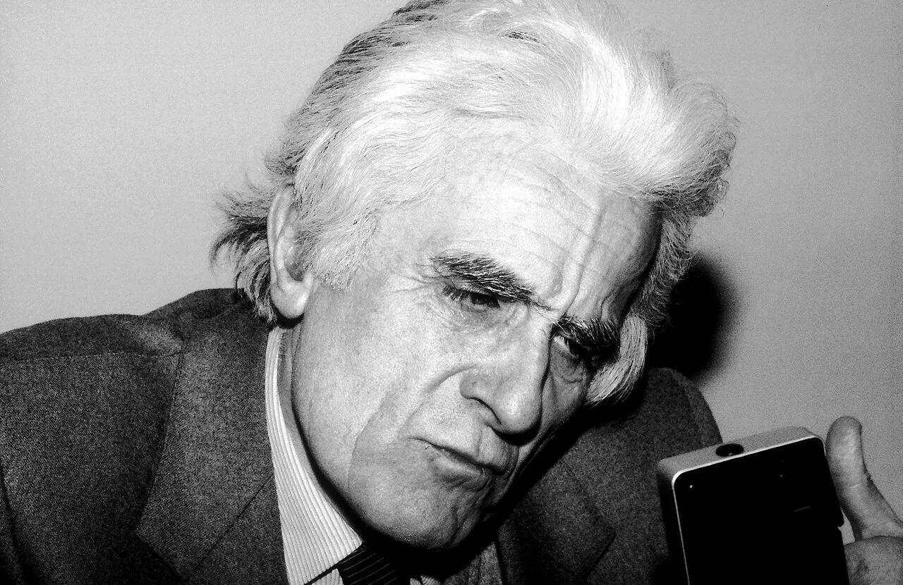 Portrait of Manuel Tuñón de Lara (1915–1997) – memorial page