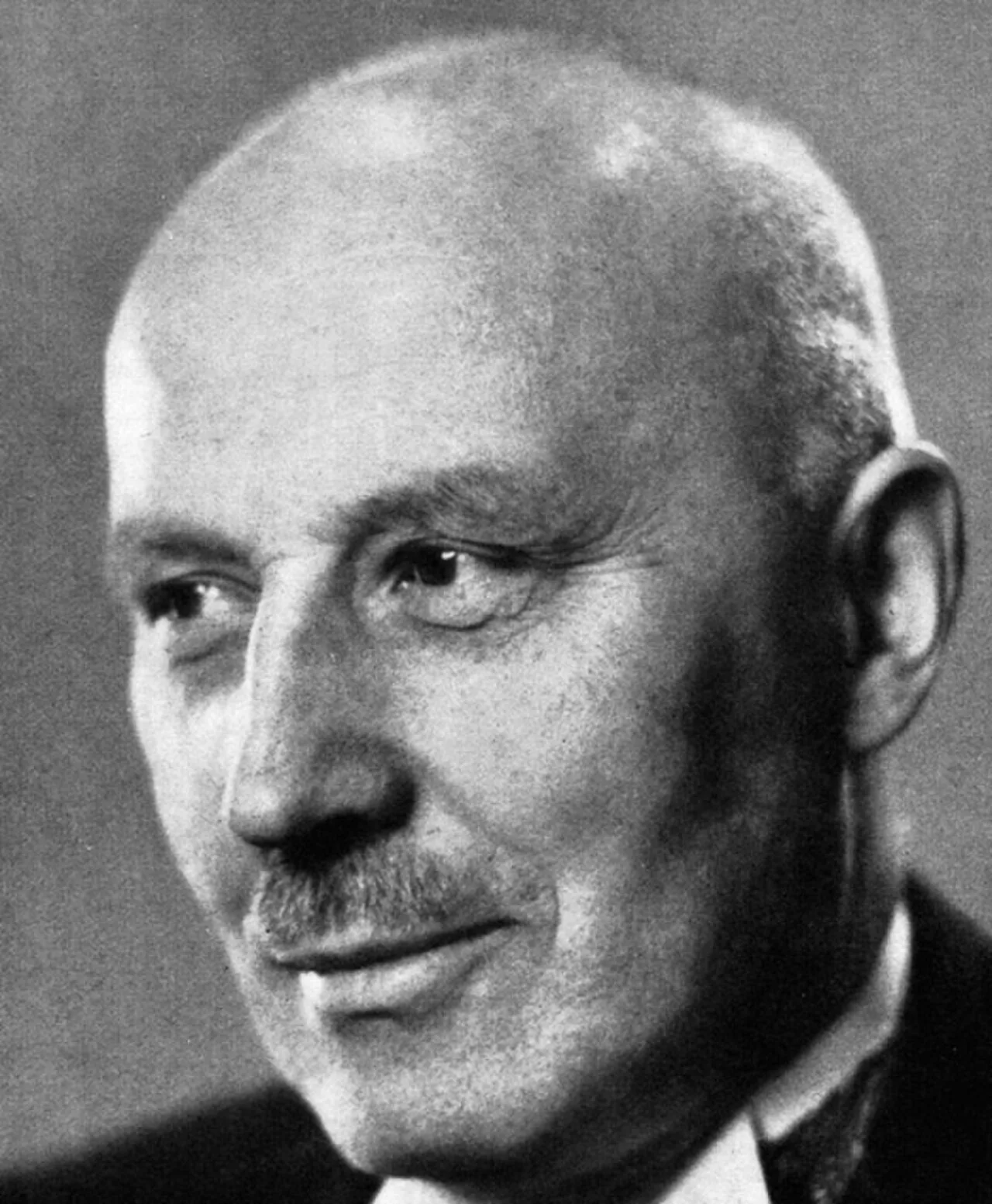 Portrait of Joseph Piller (1890–1954) – memorial page