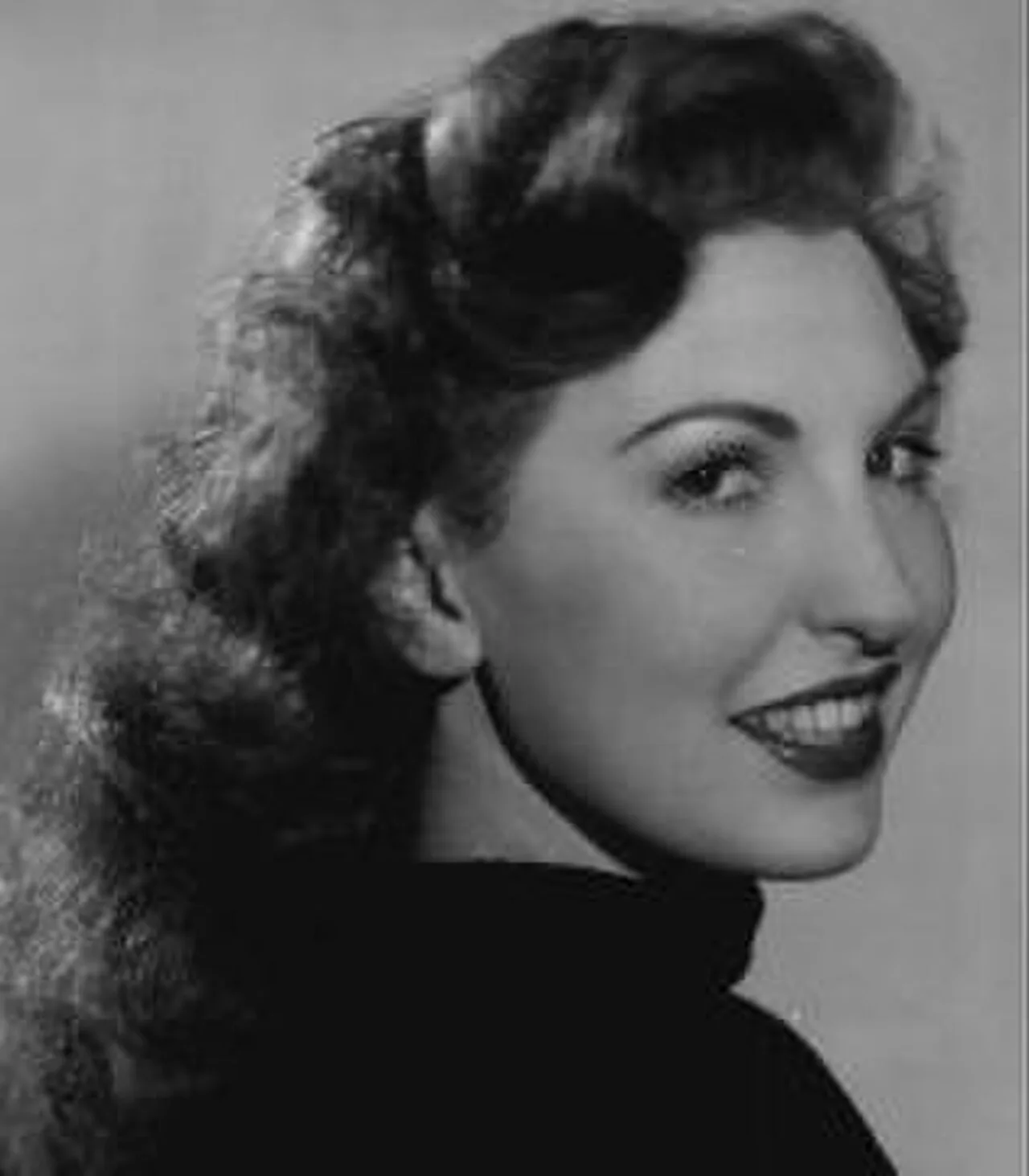 Portrait of Julie Bennett (1932–2020) – memorial page