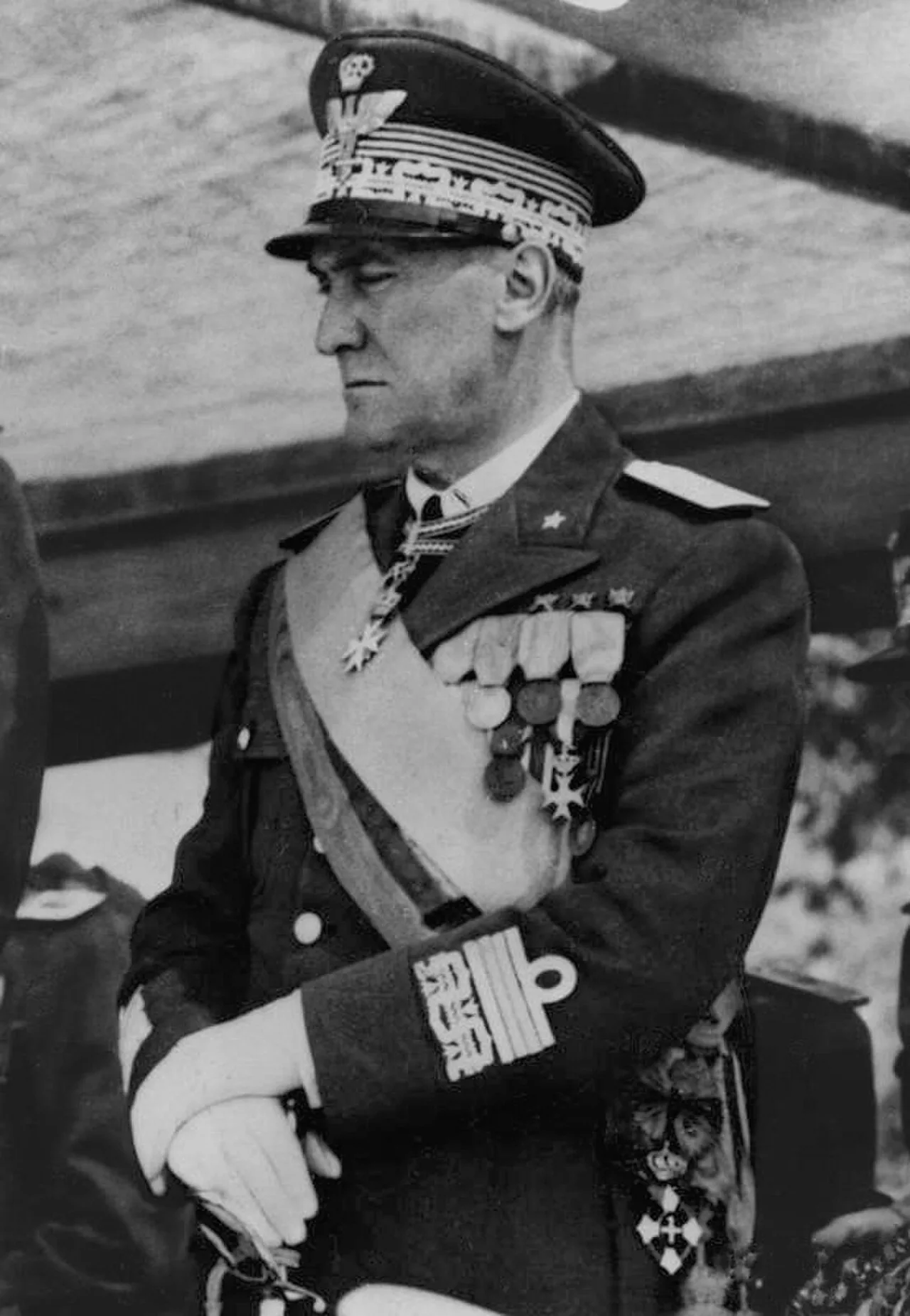 Porträt von Rodolfo Graziani (1882–1955) – Gedenkseite