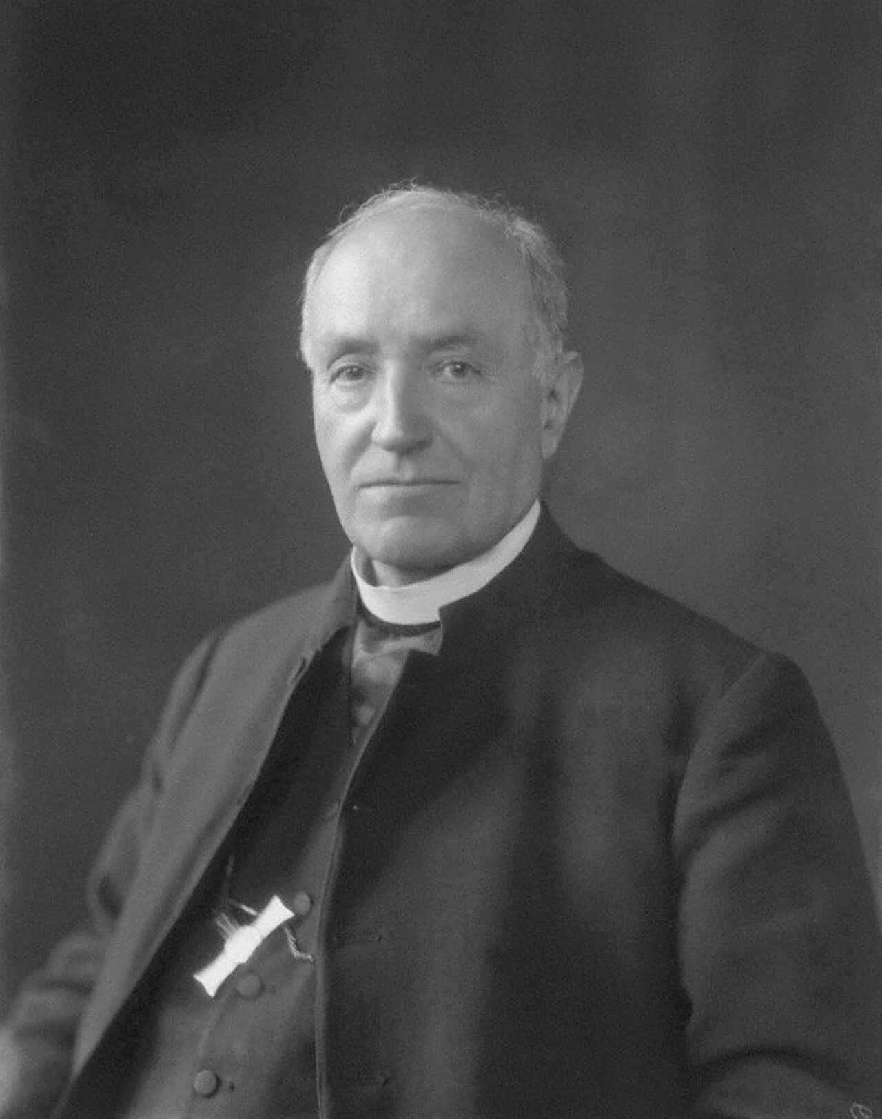 Porträt von Fernand Cabrol (1855–1937) – Gedenkseite