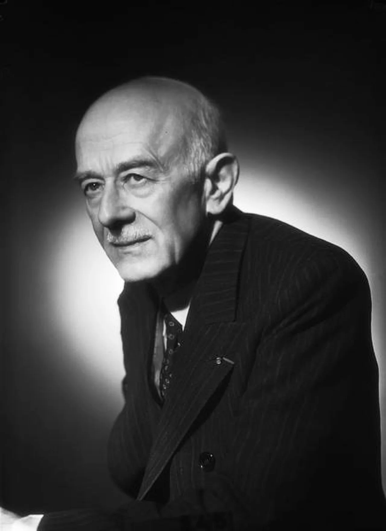 Porträt von Jean Schlumberger (1877–1968) – Gedenkseite